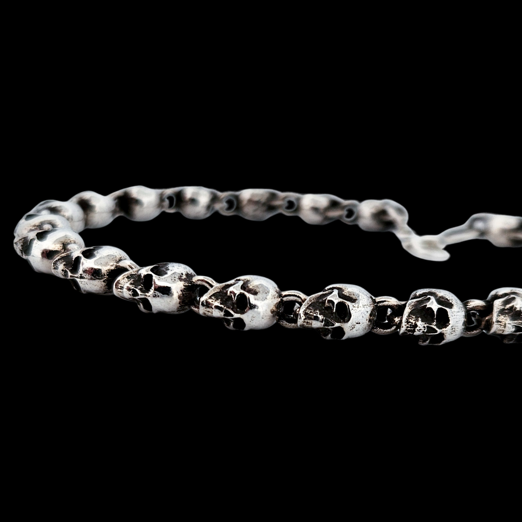 Small Sterling Silver Skull Bracelet - Inchoo Bijoux