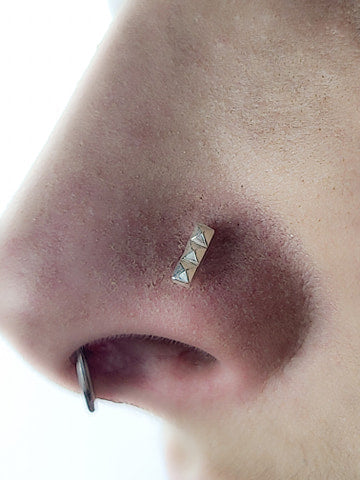 Silver Minimal Studded Bar Nose Stud - Inchoo Bijoux