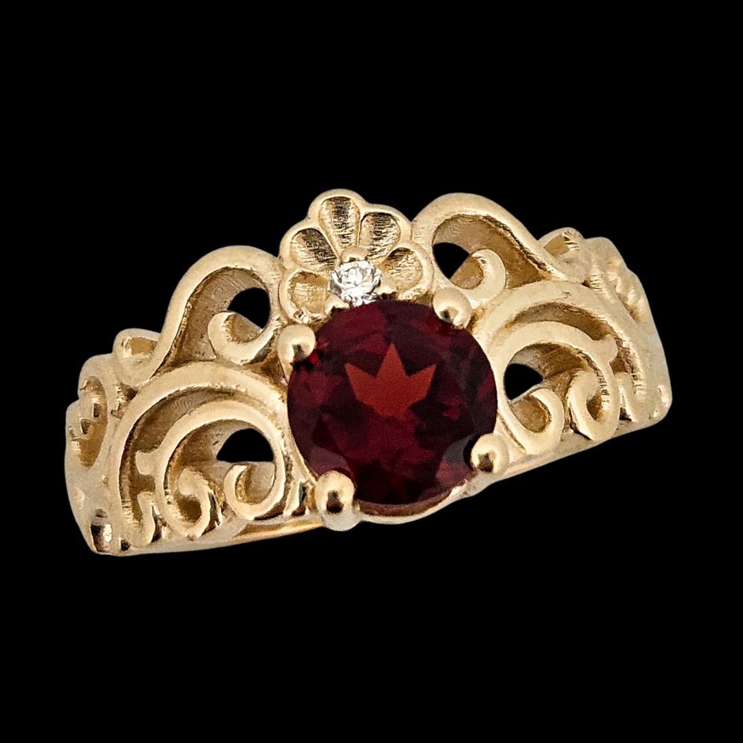 SheShell Ring - Garnet, Diamond and Gold - Inchoo Bijoux