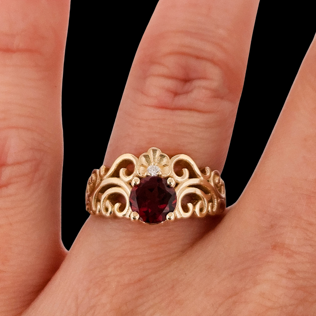SheShell Ring - Garnet, Diamond and Gold - Inchoo Bijoux