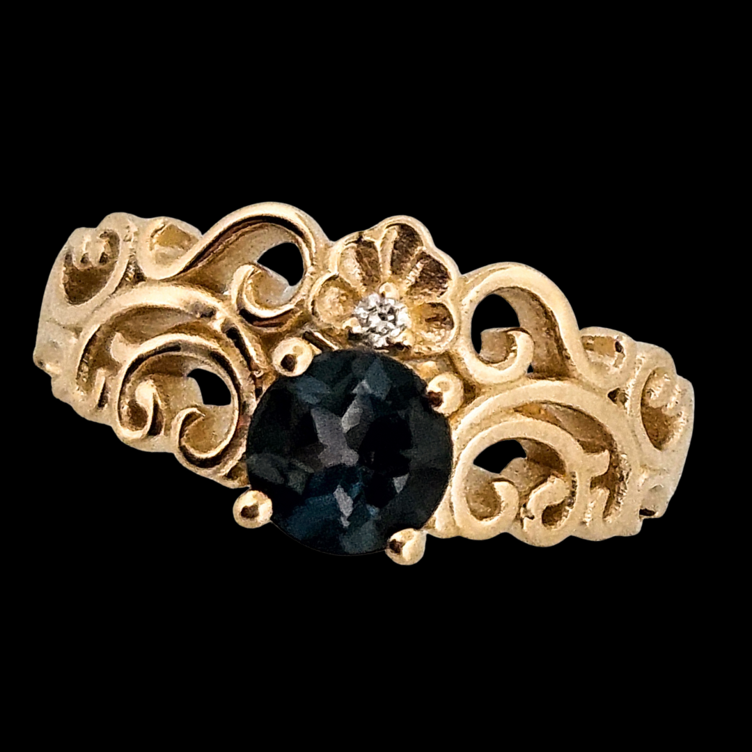 SheShell Ring - London Blue Topaz, Diamond and Gold - Inchoo Bijoux