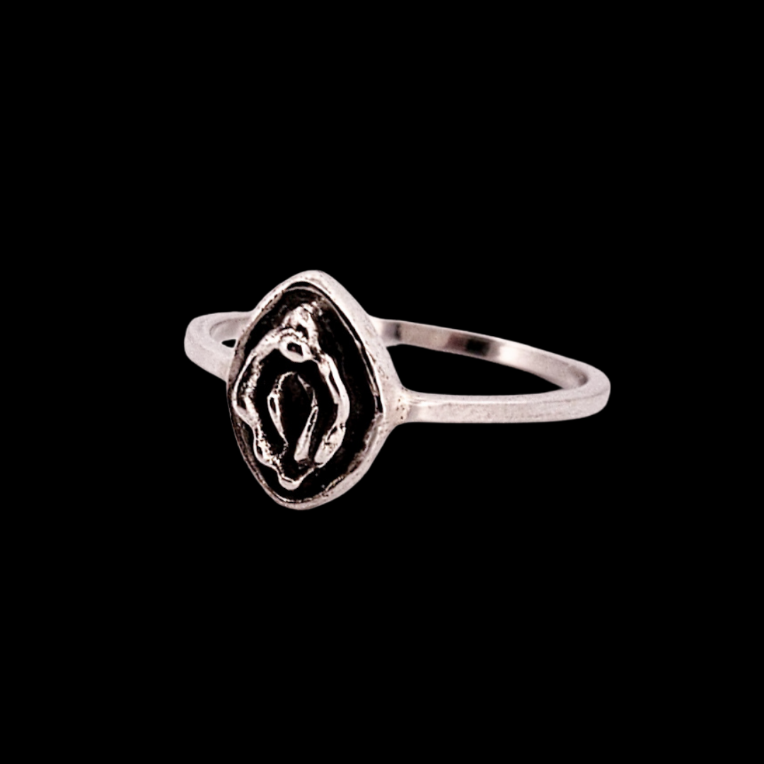 Small Cute Vulva Ring Sterling Silver