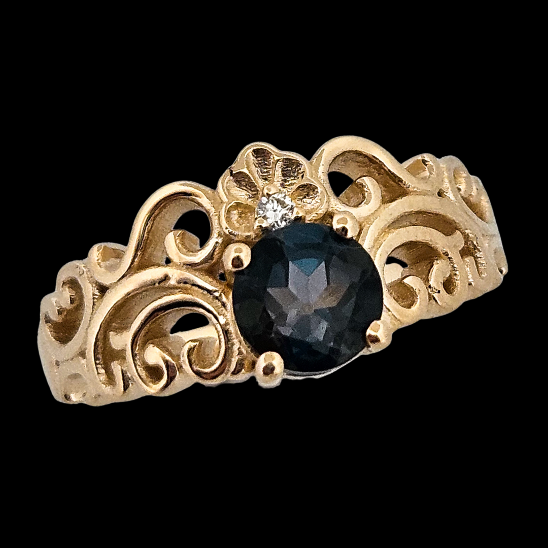 SheShell Ring - London Blue Topaz, Diamond and Gold - Inchoo Bijoux