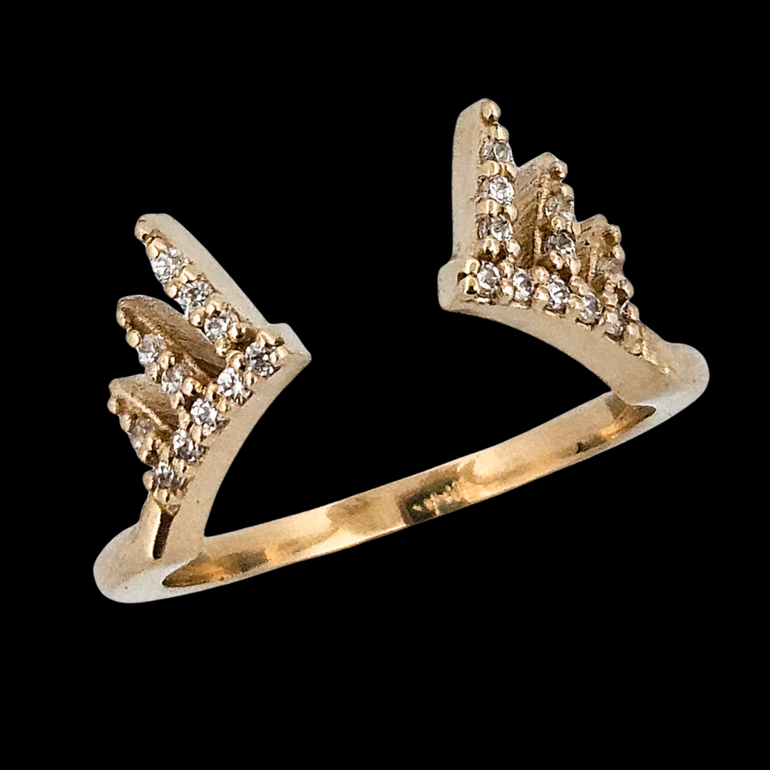 The Aura Stackable Ring - Solid Gold and Diamonds - Inchoo Bijoux