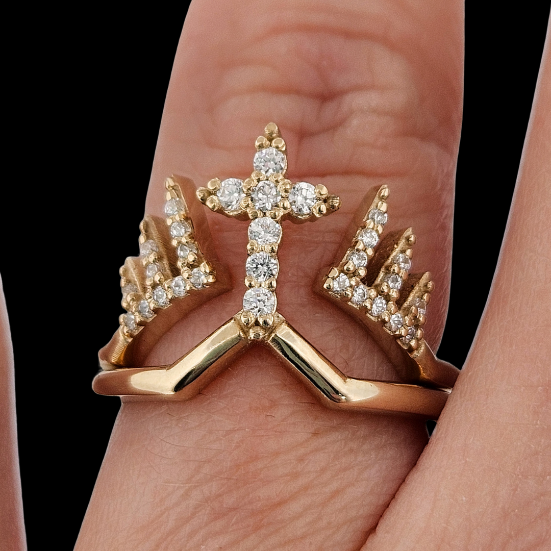 The Aura Stackable Ring - Solid Gold and Diamonds - Inchoo Bijoux