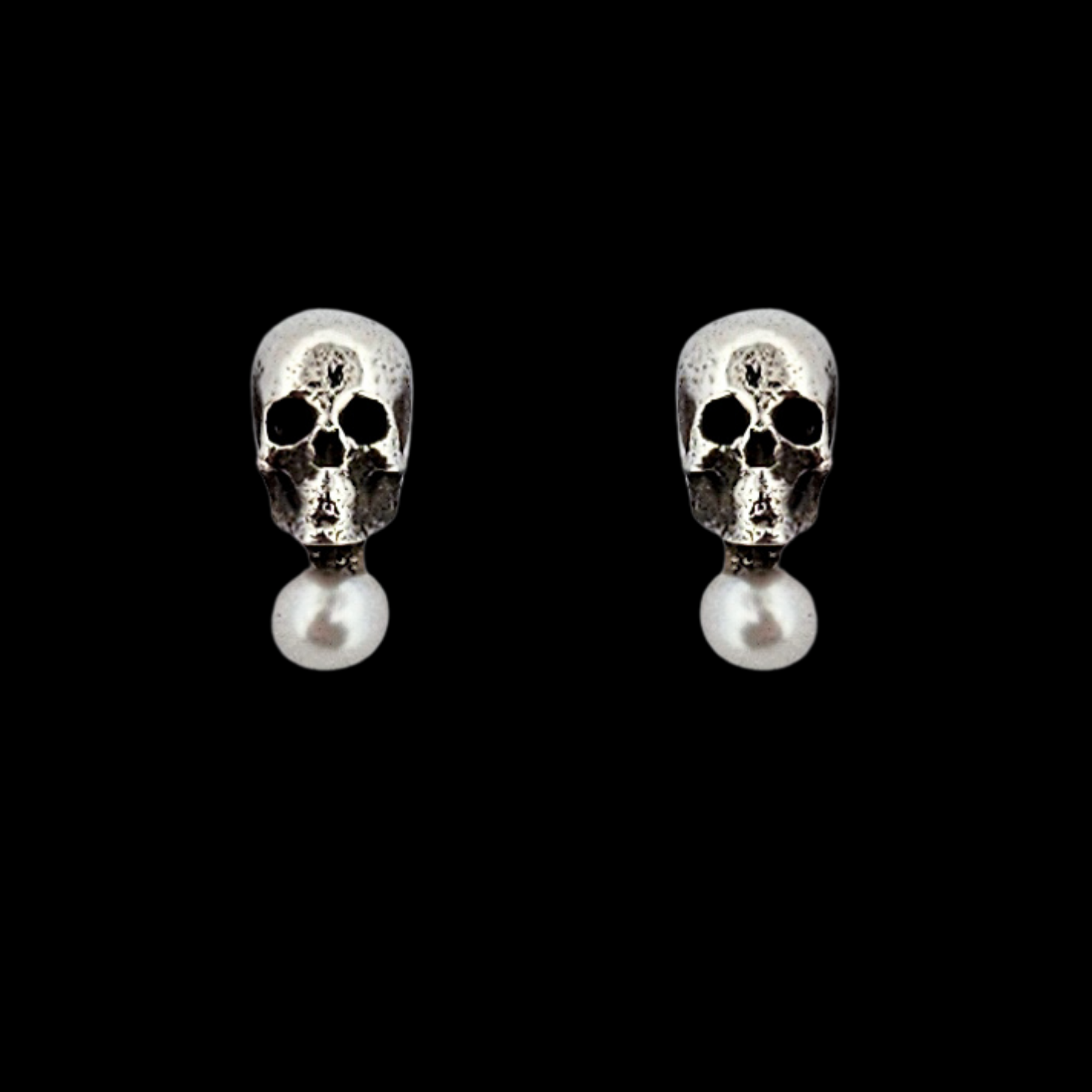Tiny Pearl Skull Earrings - Inchoo Bijoux
