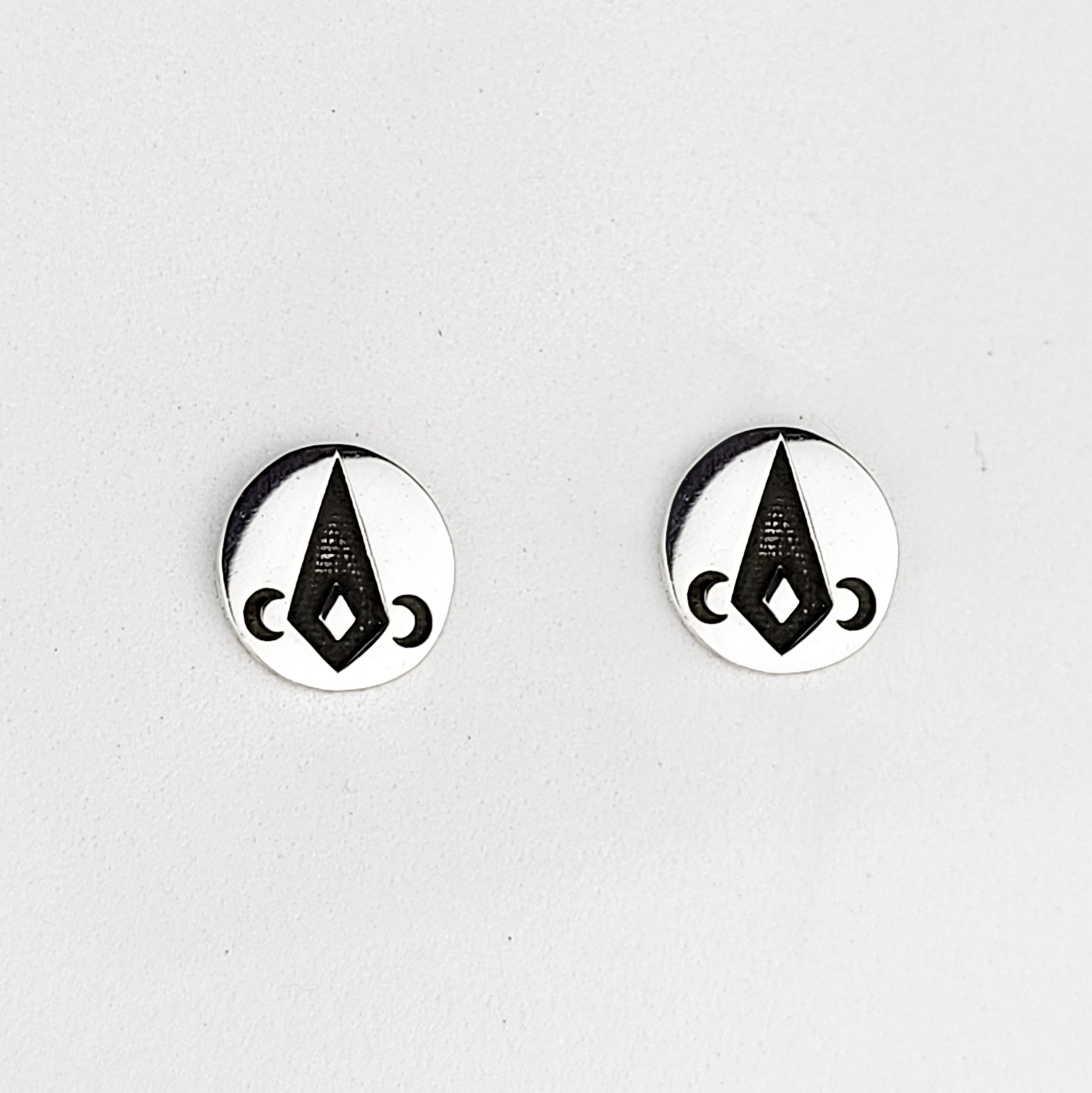 Small Inchoo Bijoux Studs
