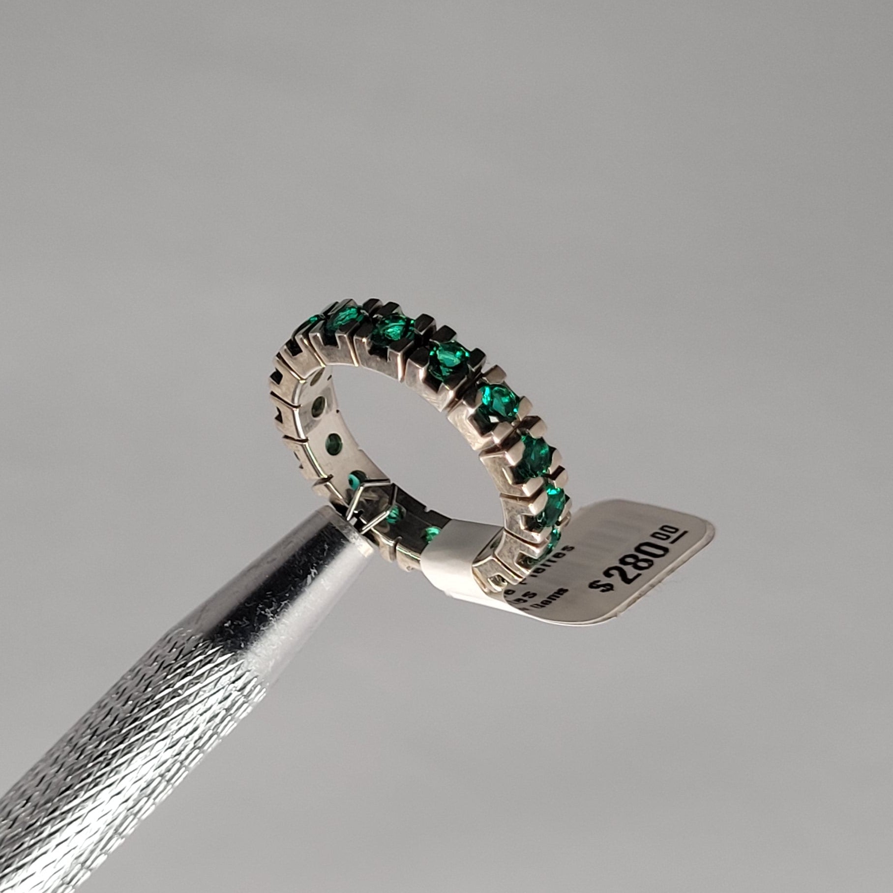 Bague Pierres Vertes Synthetiques gr 6.5