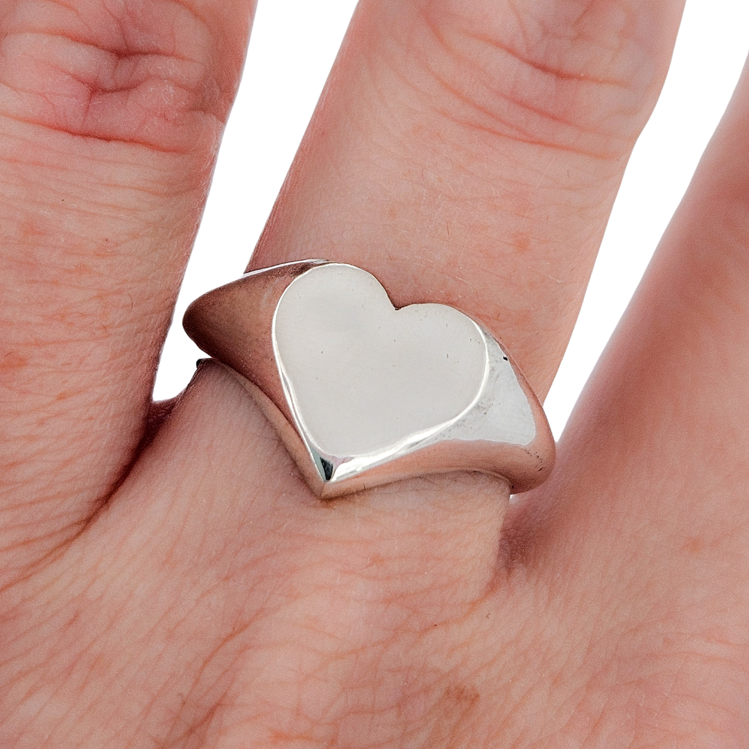 Heart Signet Ring - Sterling Silver - Inchoo Bijoux