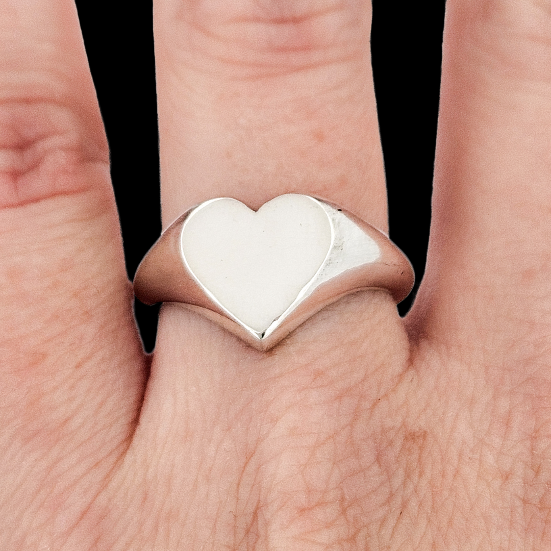 Heart Signet Ring - Sterling Silver - Inchoo Bijoux