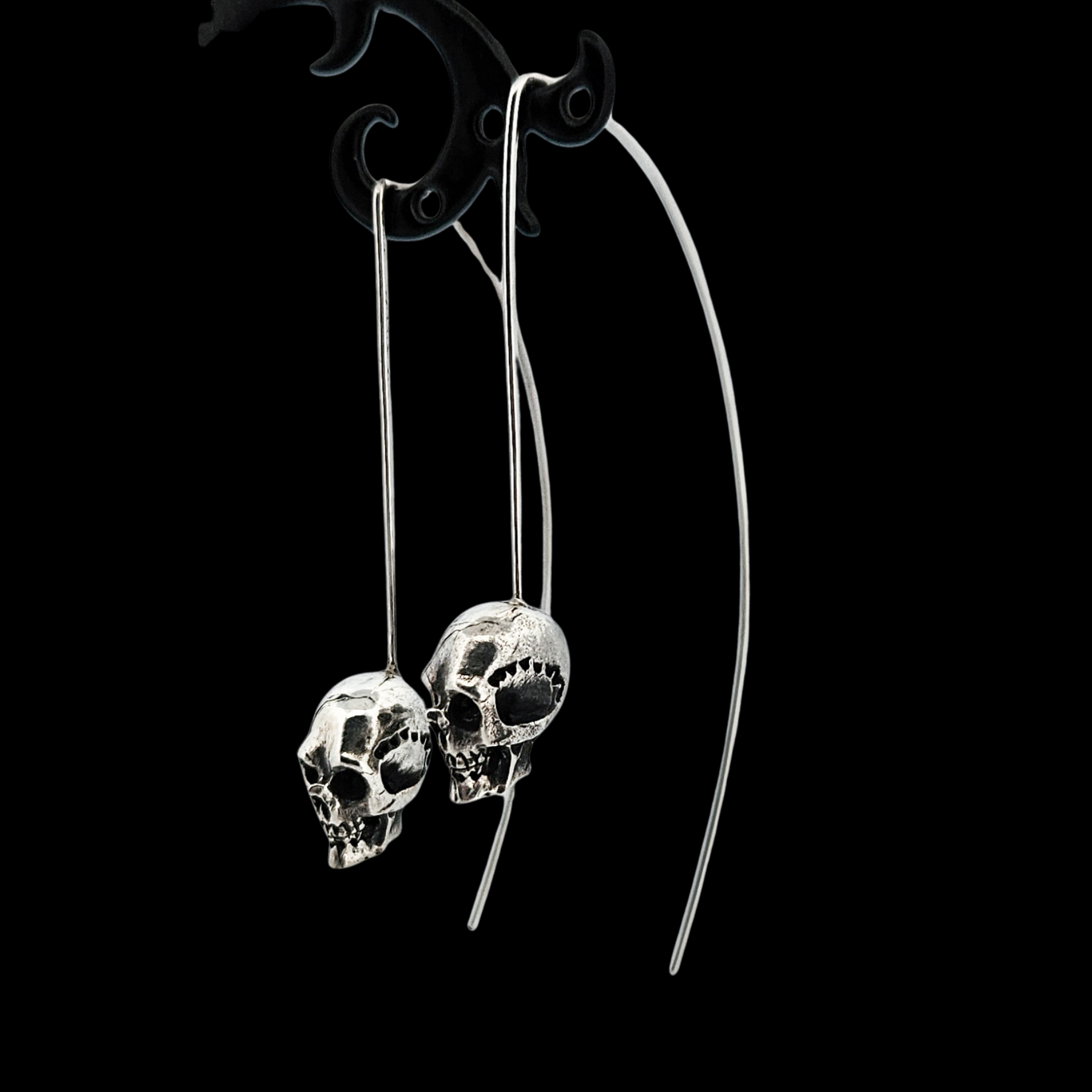 Skull Drop Earrings - Inchoo Bijoux