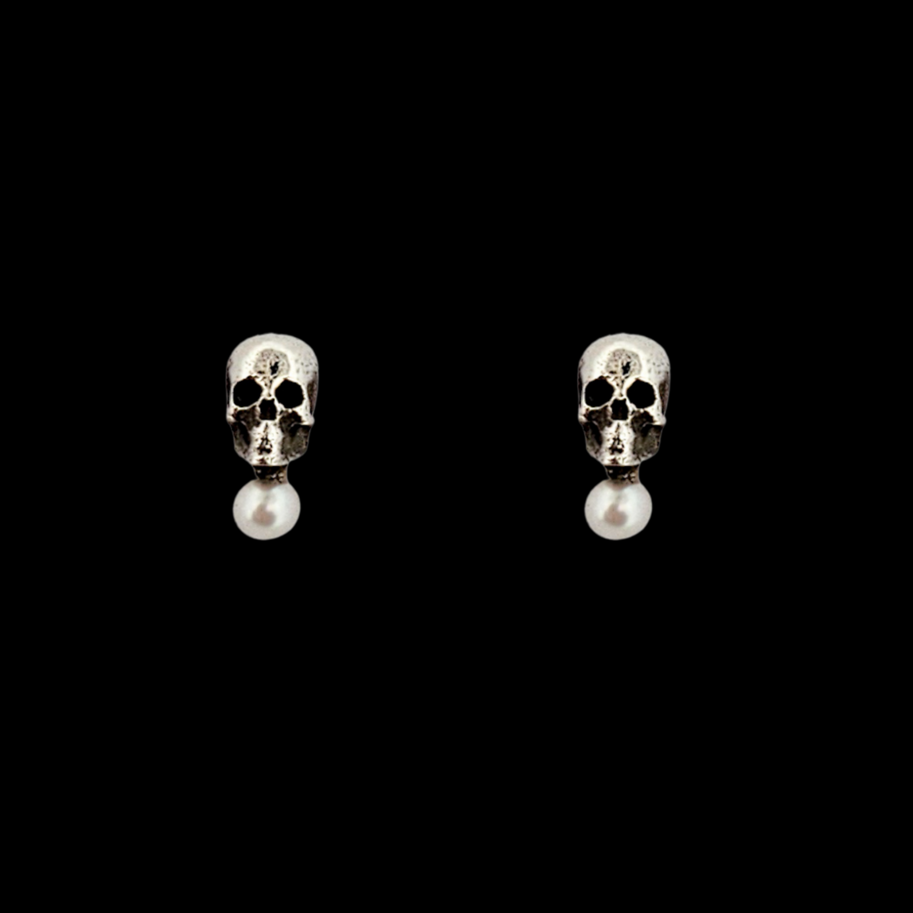 Tiny Pearl Skull Earrings - Inchoo Bijoux