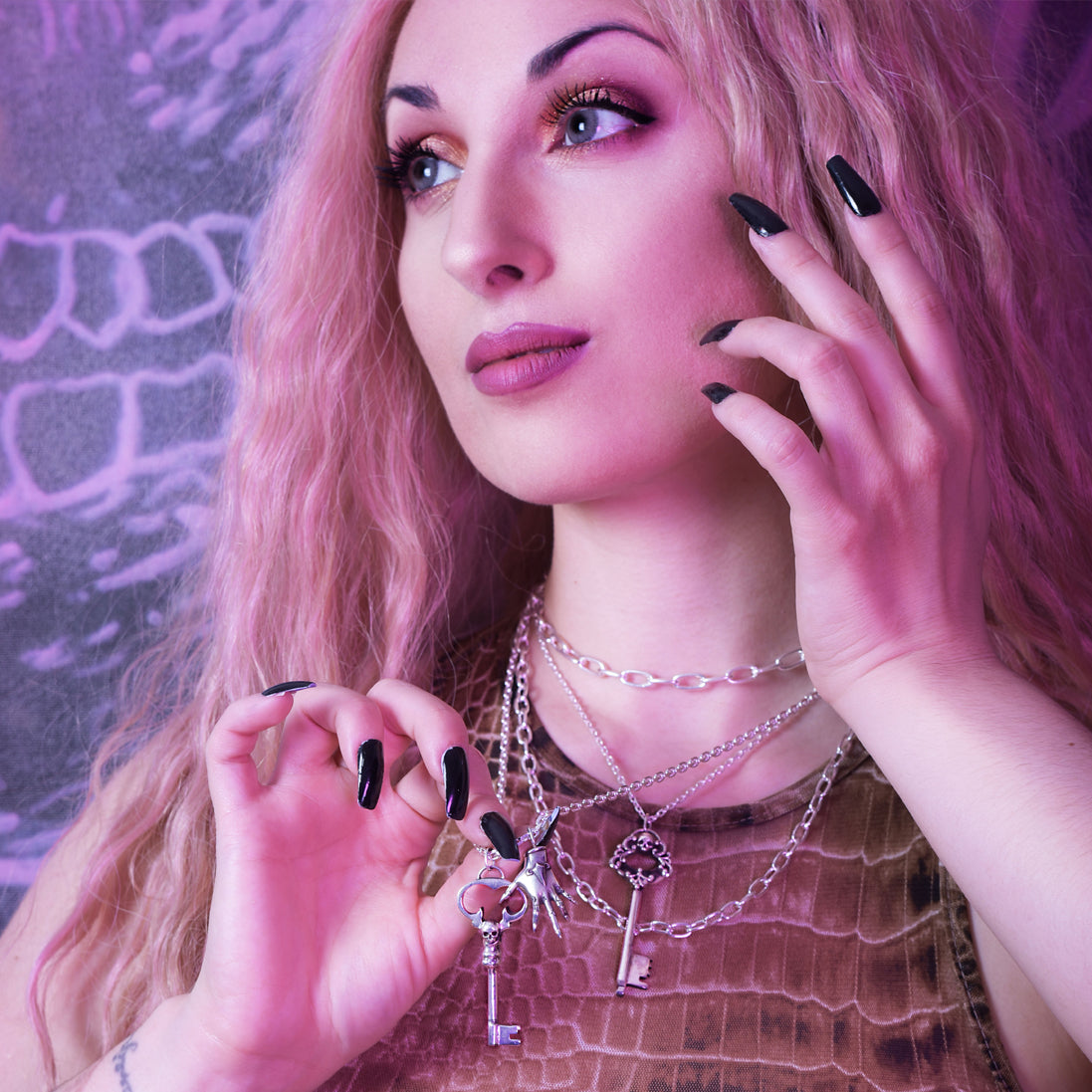 Witchy Palmistry Hand Pendant - Left or Right - Pre Order-Pendant-Inchoo Bijoux-Inchoo Bijoux