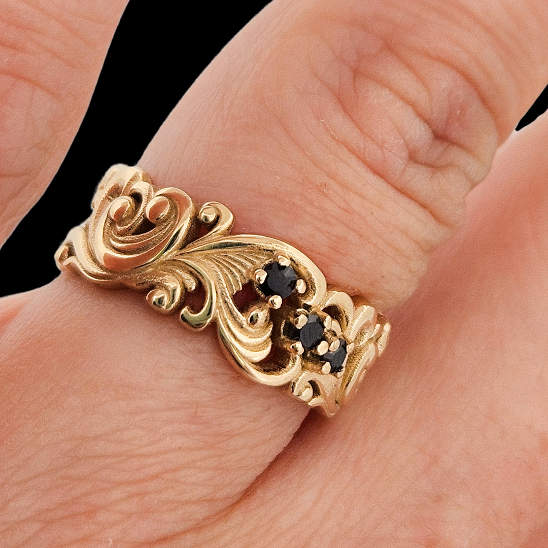 Delicate Rococo Ring Band - Gold and Black Diamonds - Inchoo Bijoux