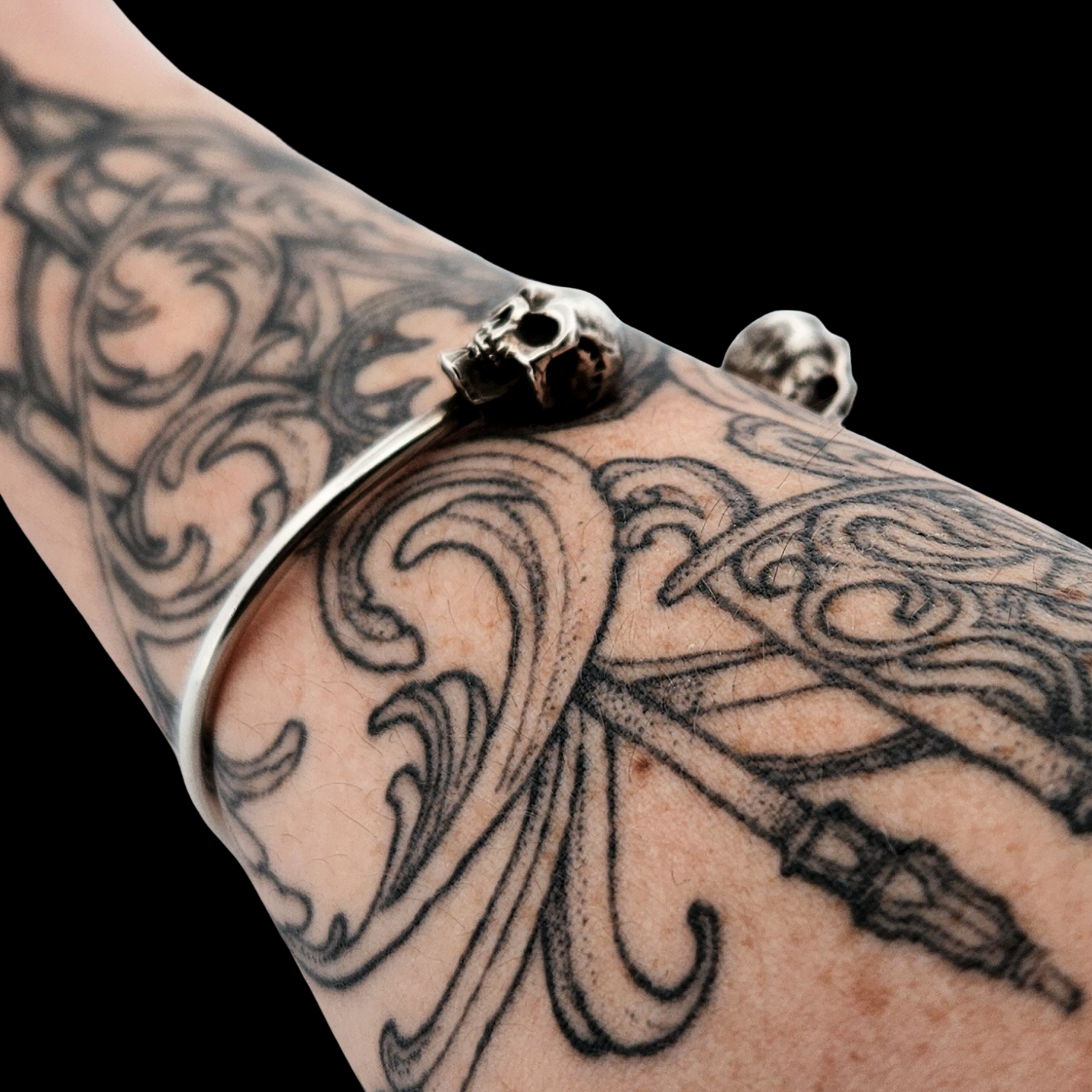 Sterling Silver Open Adjustable Skull Bracelet - Inchoo Bijoux