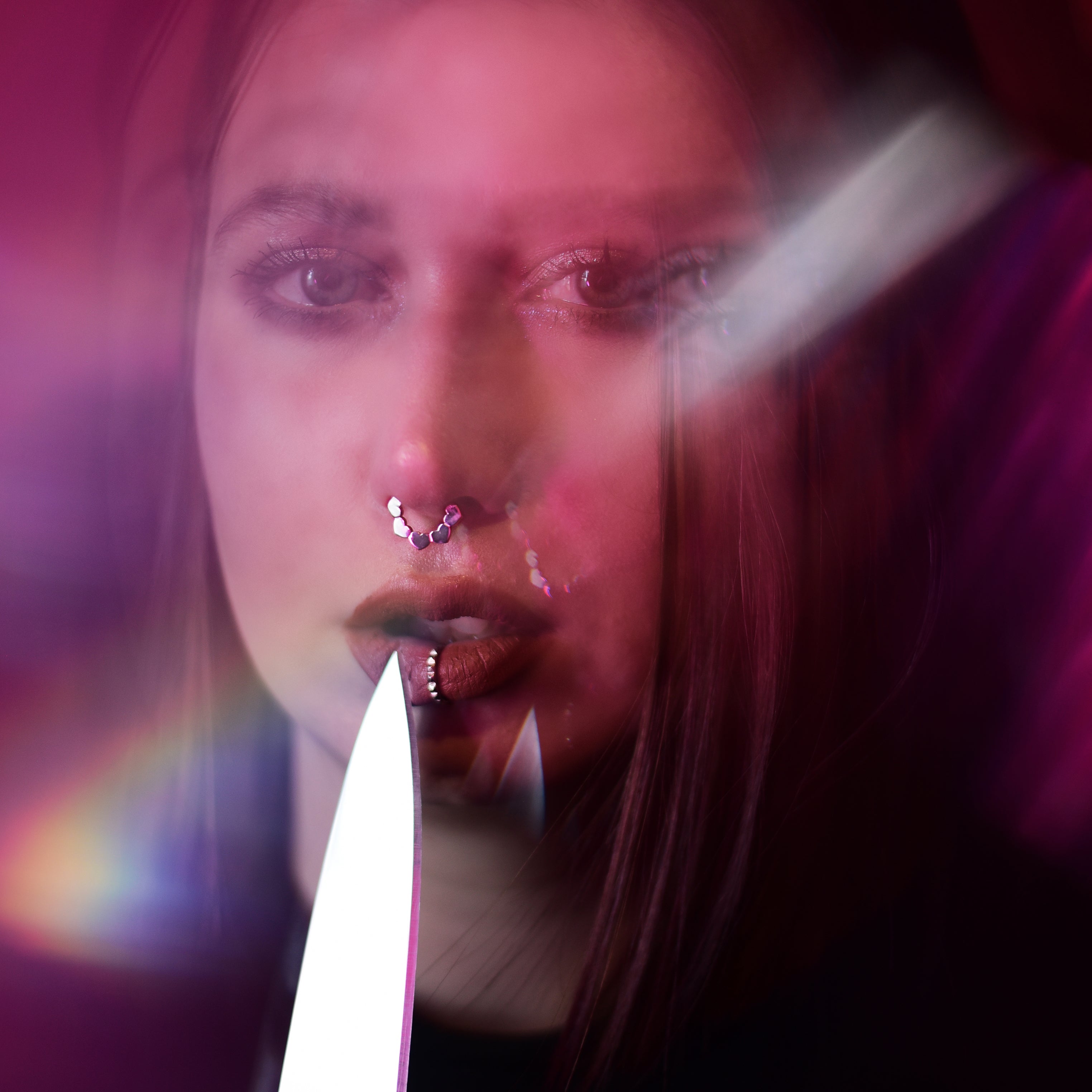 Shiny Silver Heart Septum Piercing