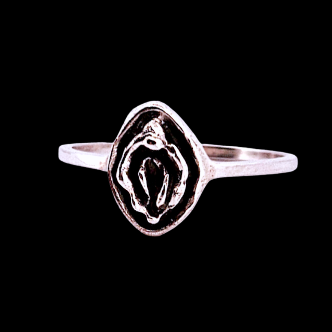 Small Cute Vulva Ring Sterling Silver
