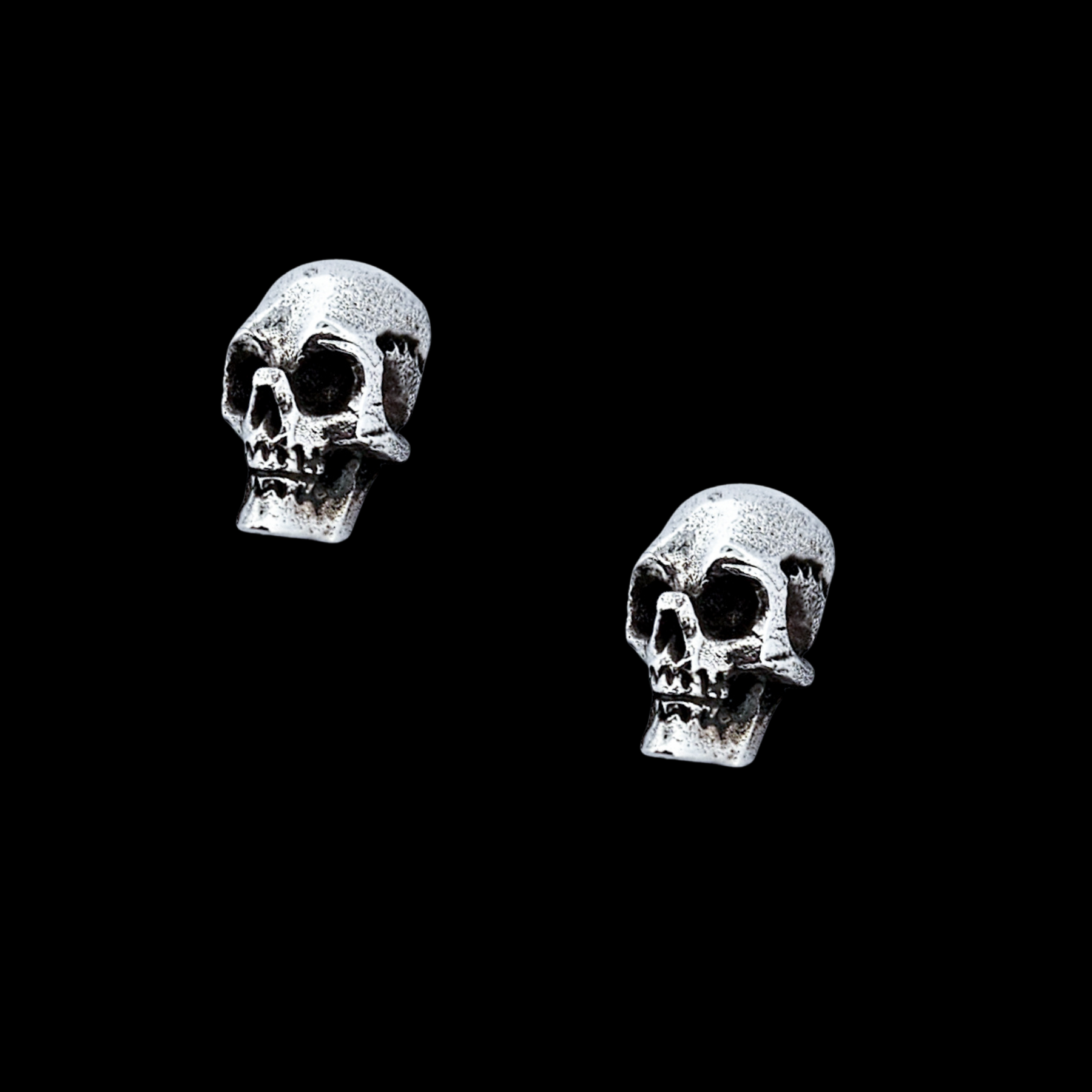 Rustic Skull Stud Post Earrings - Inchoo Bijoux