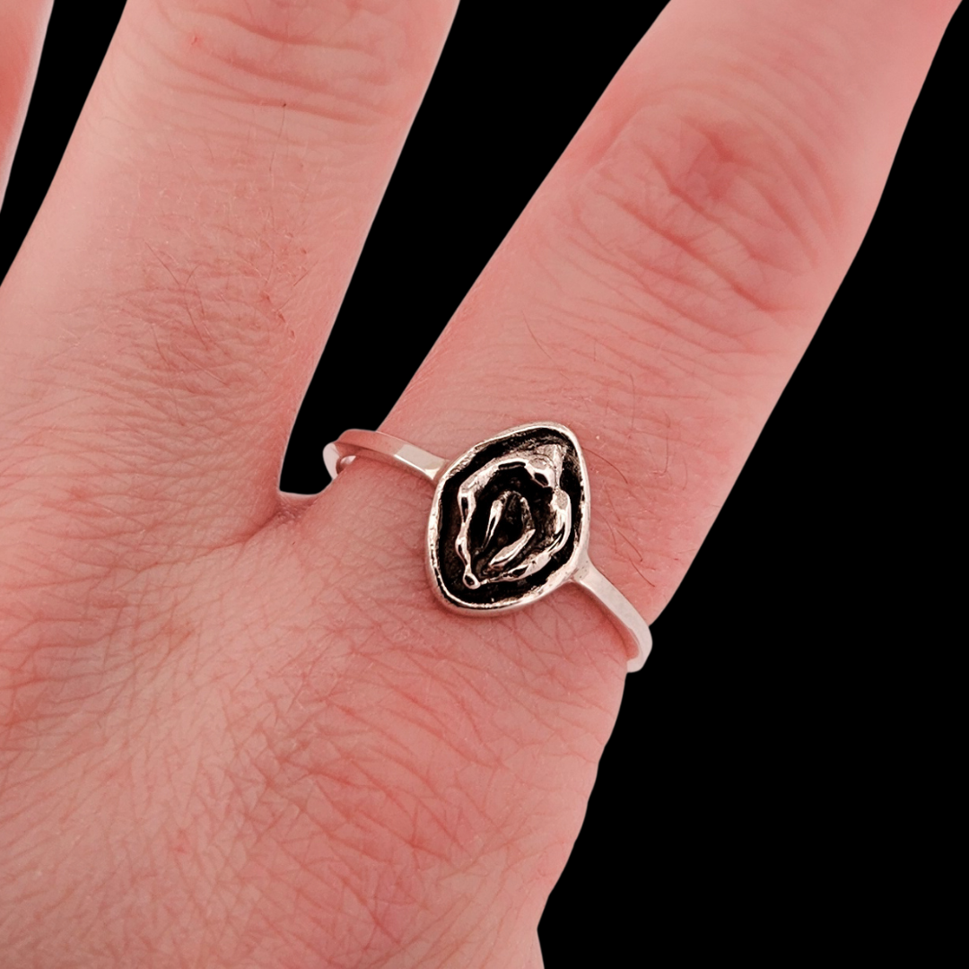 Small Cute Vulva Ring Sterling Silver