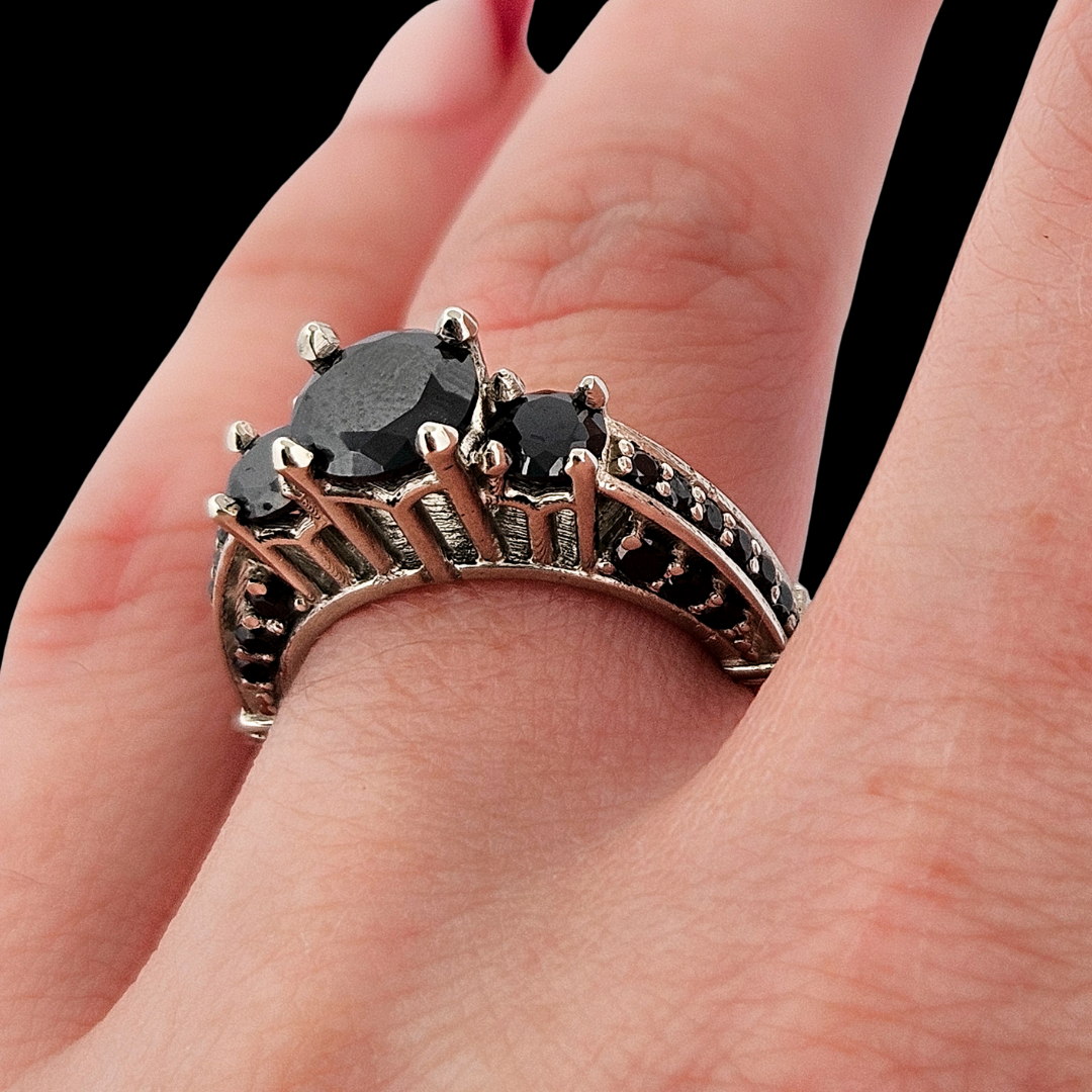 The Altar - White Gold and Black Diamond Ring - Inchoo Bijoux