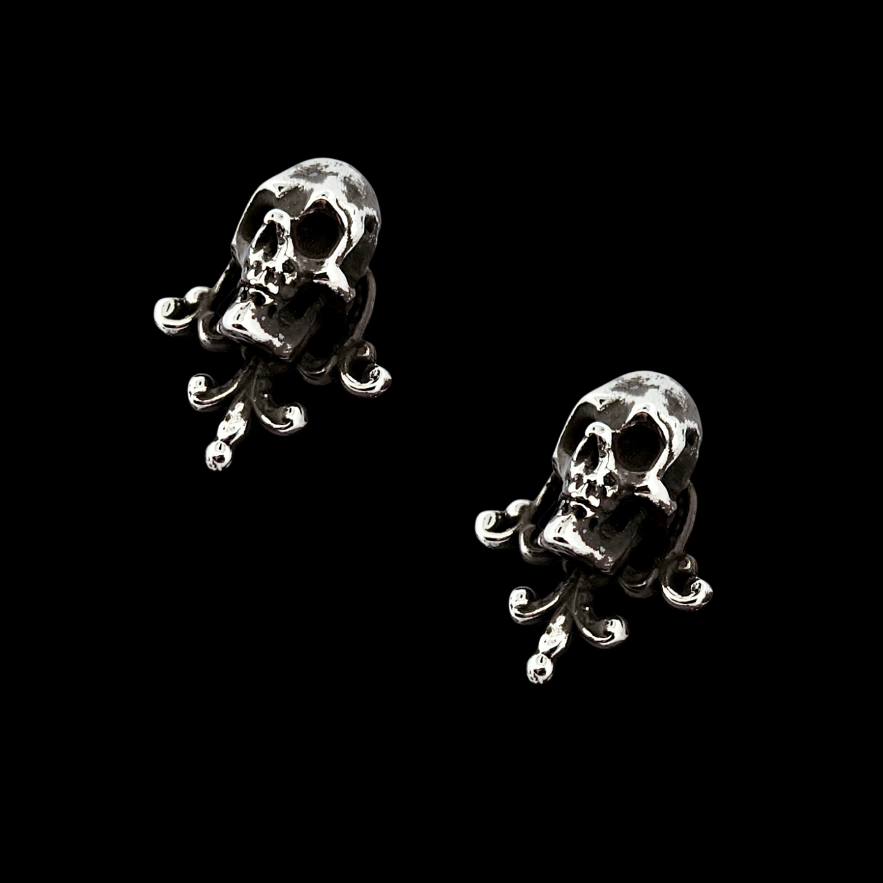 Unisex Victorian Skull and Lace Earrings - Inchoo Bijoux