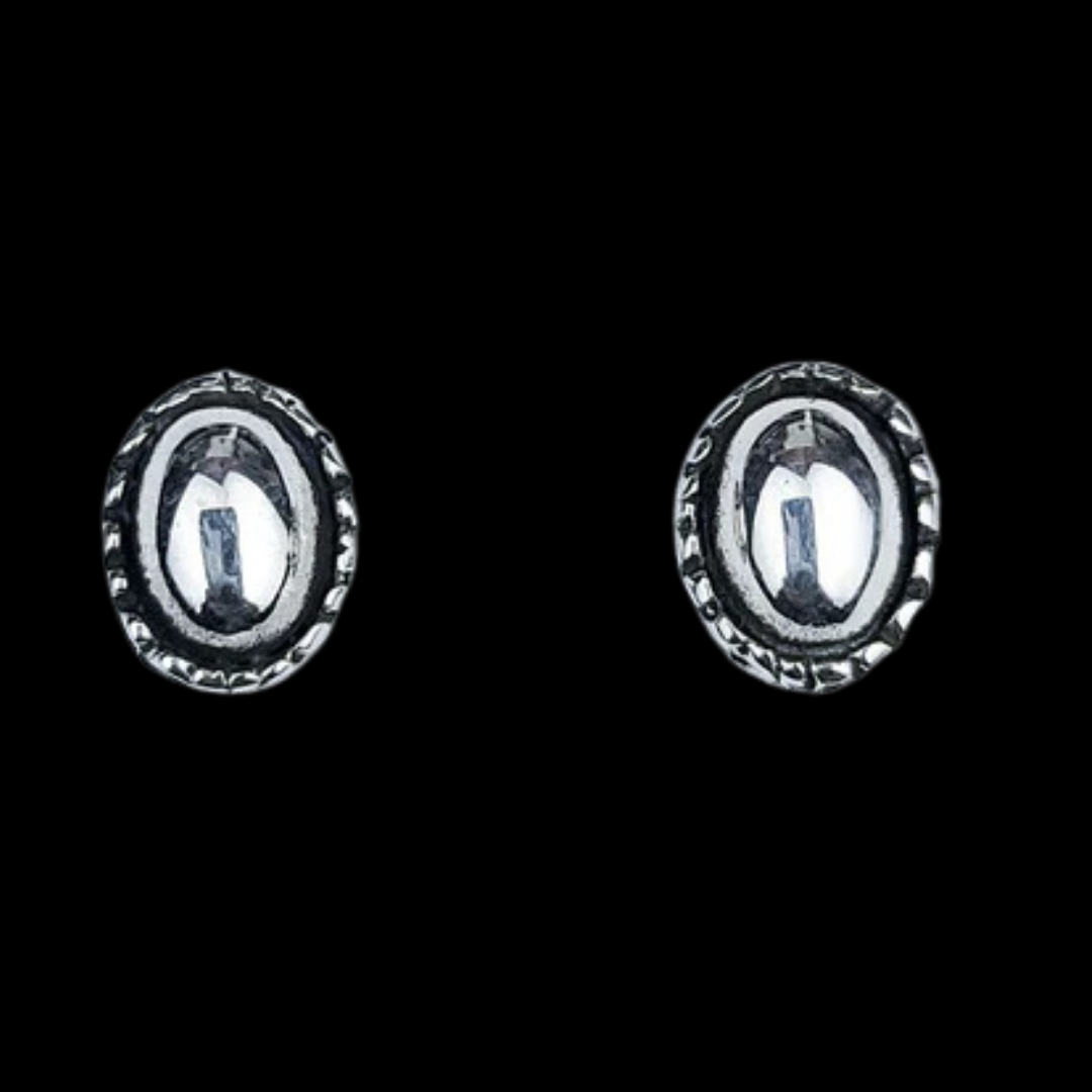 Small Oval Minimal Stud Earrings