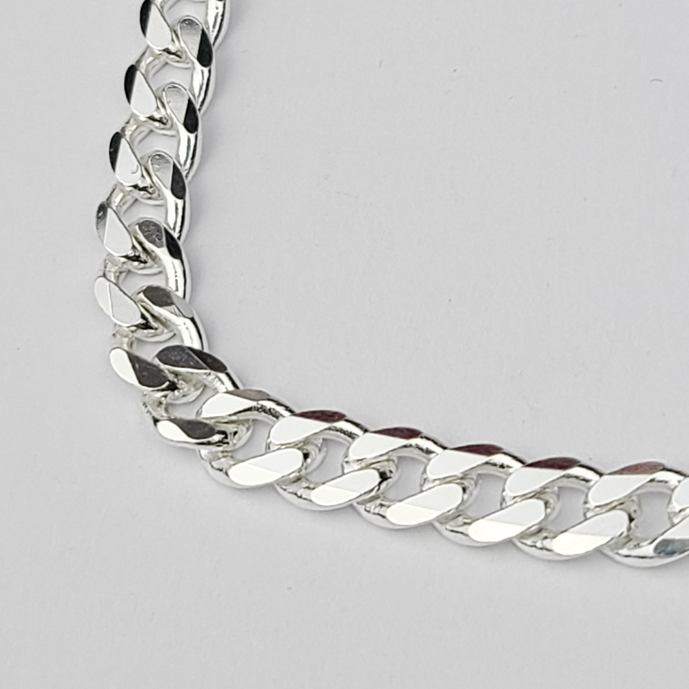 Heavy 5.4mm Flat Curb Chain