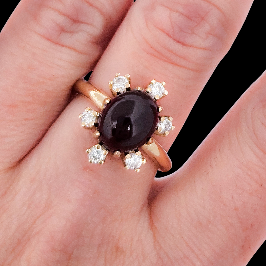Celestial Glow Ring - Gold, Garnet and Diamonds - Inchoo Bijoux