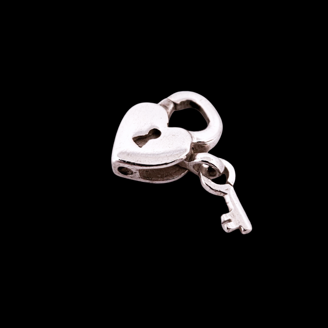Tiny Heart Chain, Sterling Silver Heart Necklace - Inchoo Bijoux