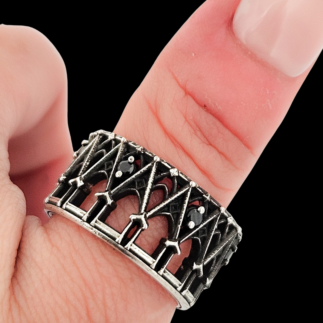 Mystic Ring Band - Black Diamonds
