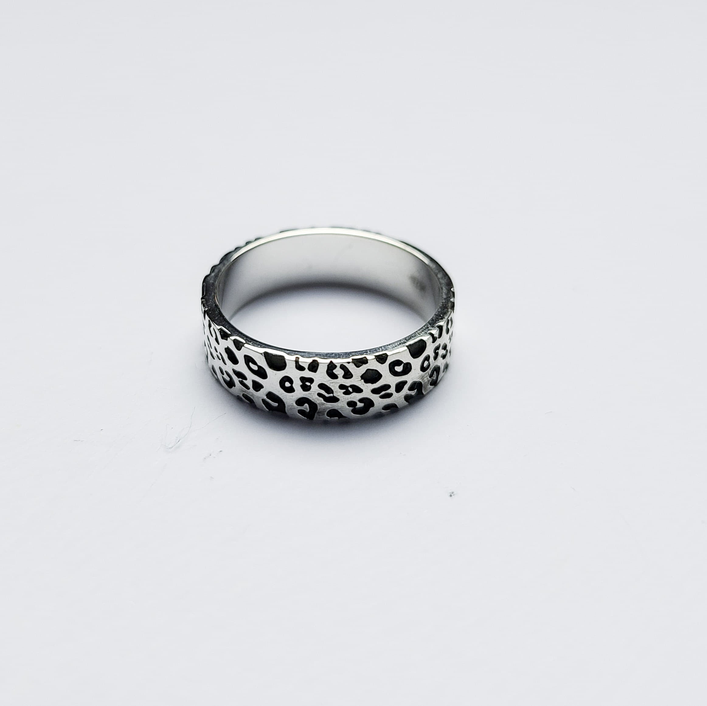 6mm Wide Leopard Print Ring Band-Ring-Inchoo Bijoux-Inchoo Bijoux