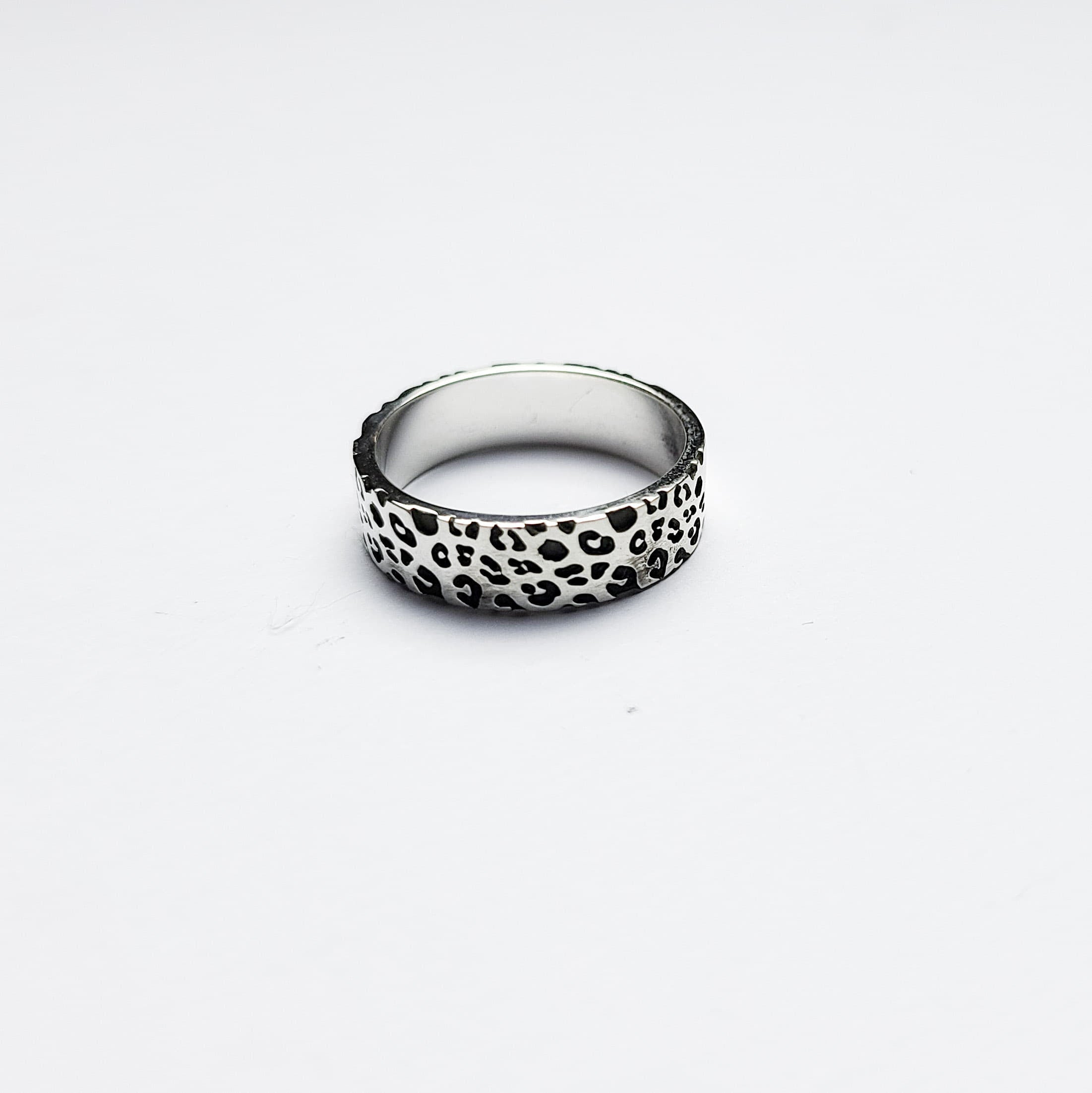 6mm Wide Leopard Print Ring Band-Ring-Inchoo Bijoux-Inchoo Bijoux