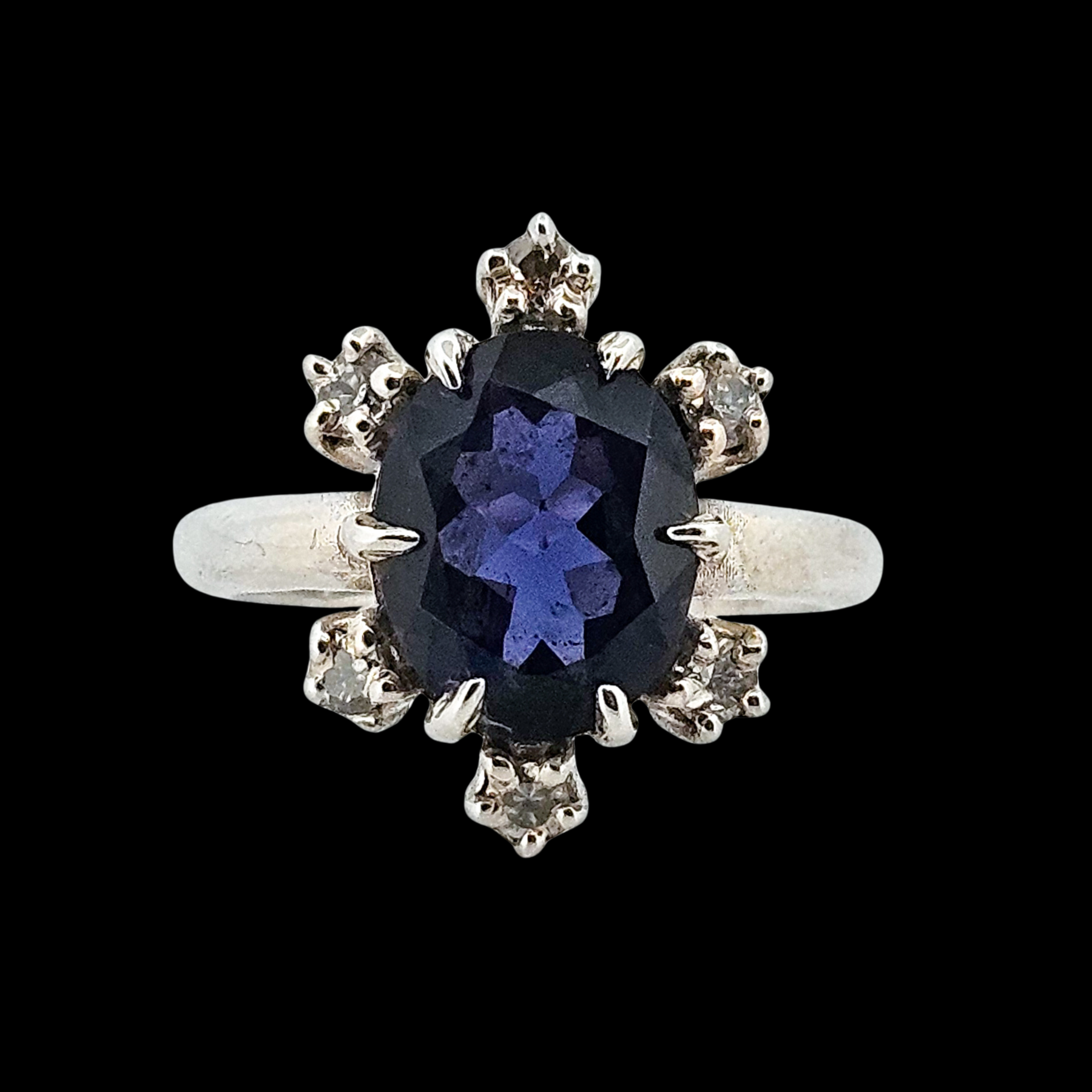 Celestial Glow Blue Sapphire Ring - Sterling Silver - Inchoo Bijoux