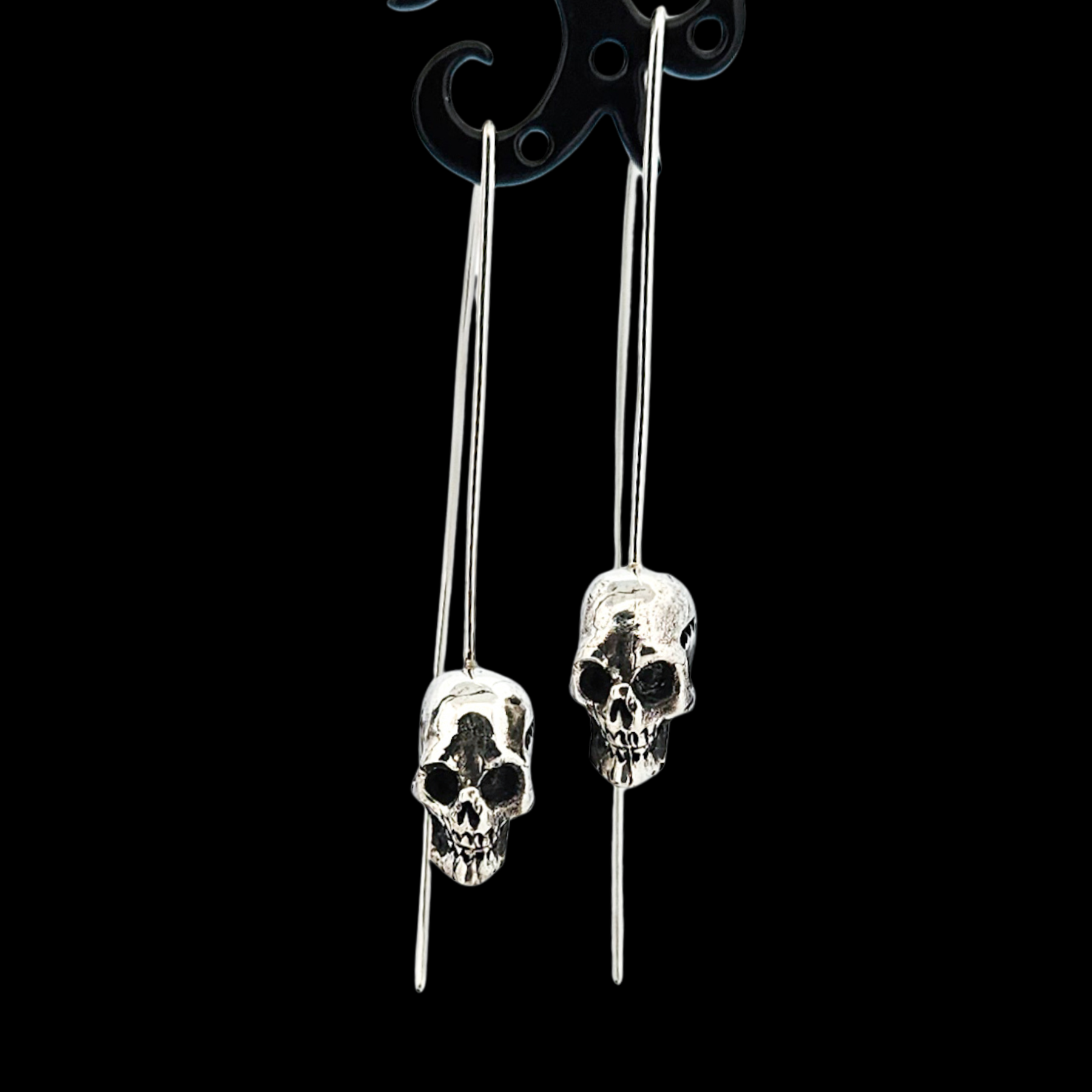 Skull Drop Earrings - Inchoo Bijoux