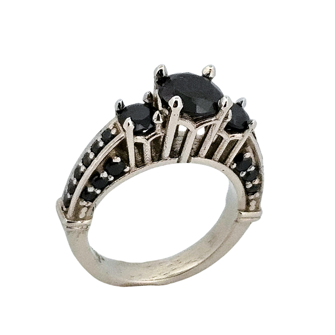 The Altar - White Gold and Black Diamond Ring - Inchoo Bijoux