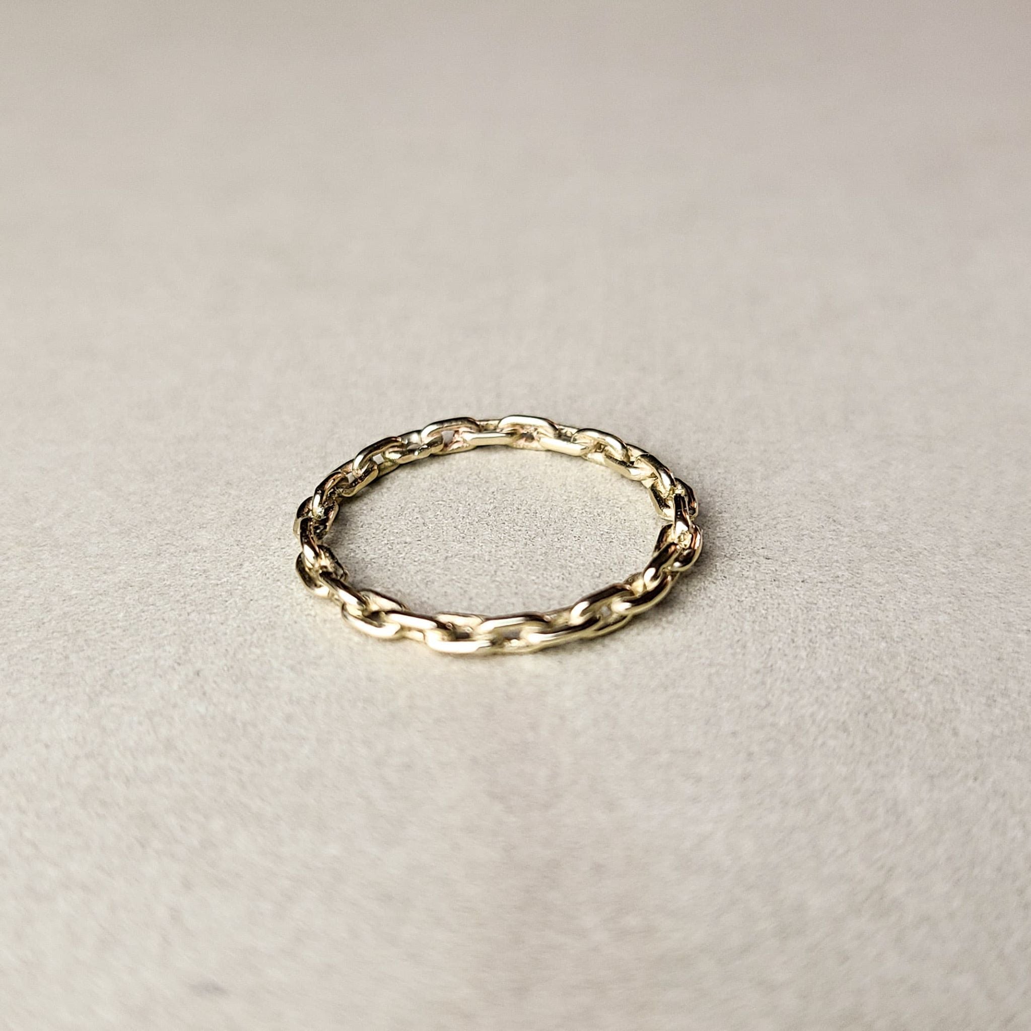 10K Yellow Gold Solid Chain Ring-Ring-Inchoo Bijoux-Inchoo Bijoux