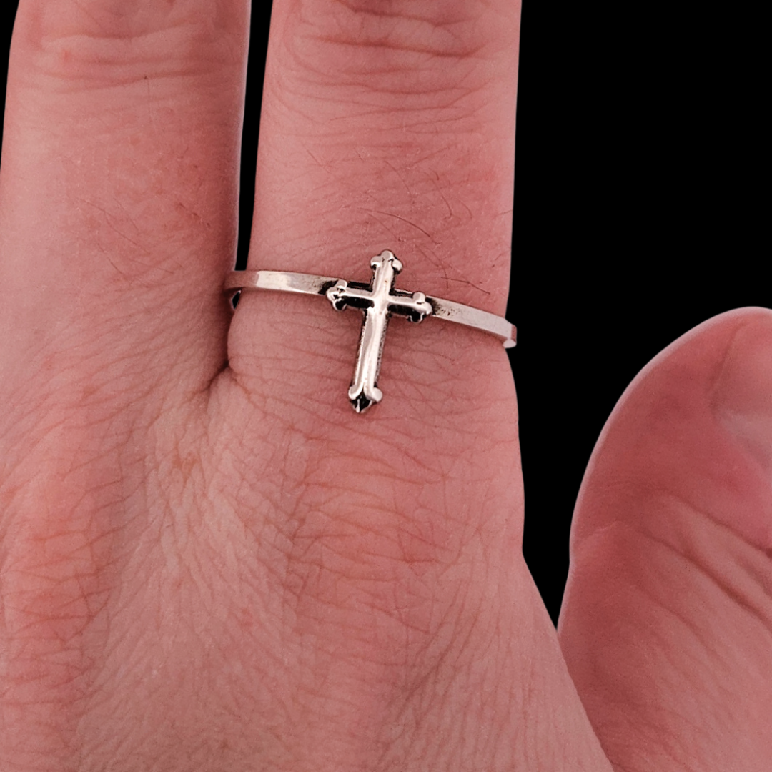 Tiny Trefoil Cross Ring Sterling Silver - Inchoo Bijoux