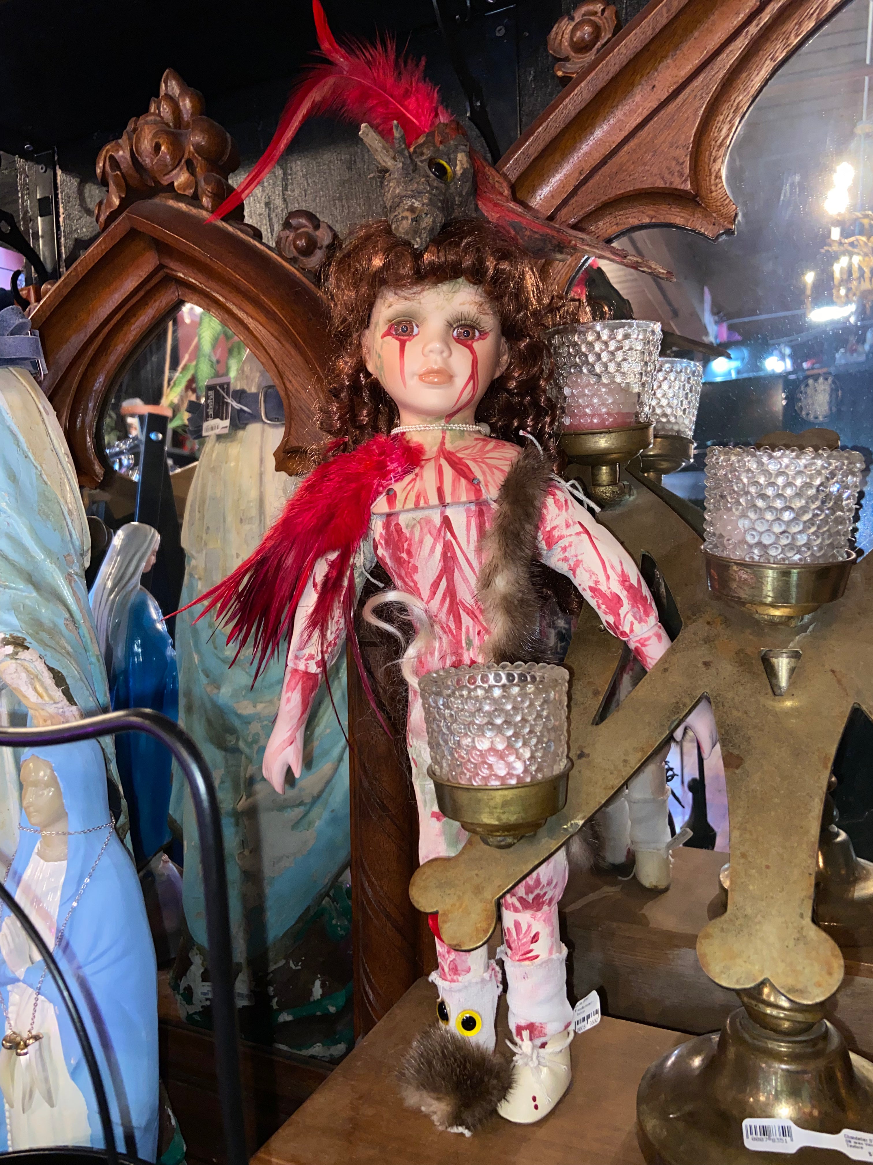 Creepy Doll - Full Body - Variés