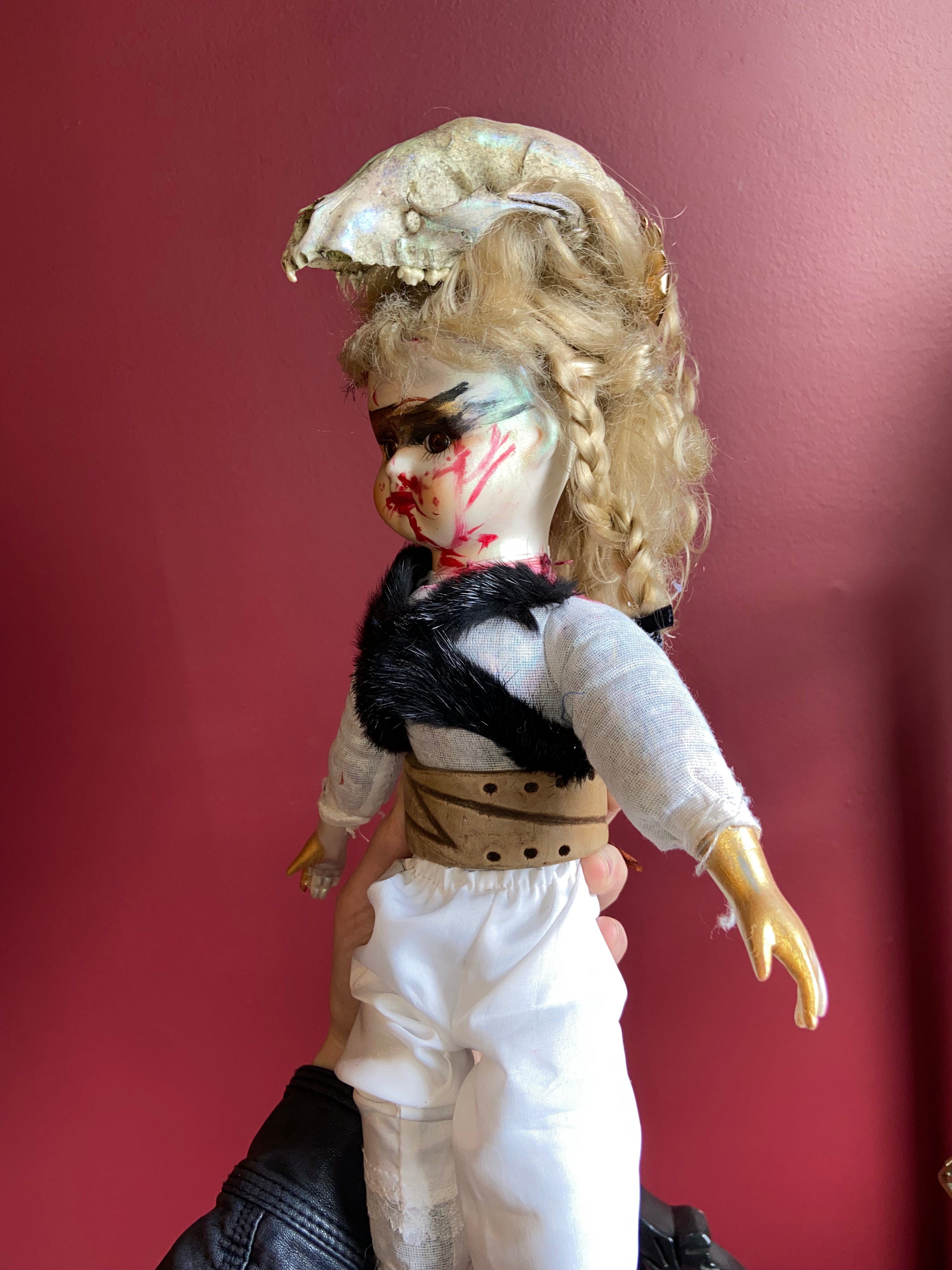 Creepy Doll - Full Body - Variés