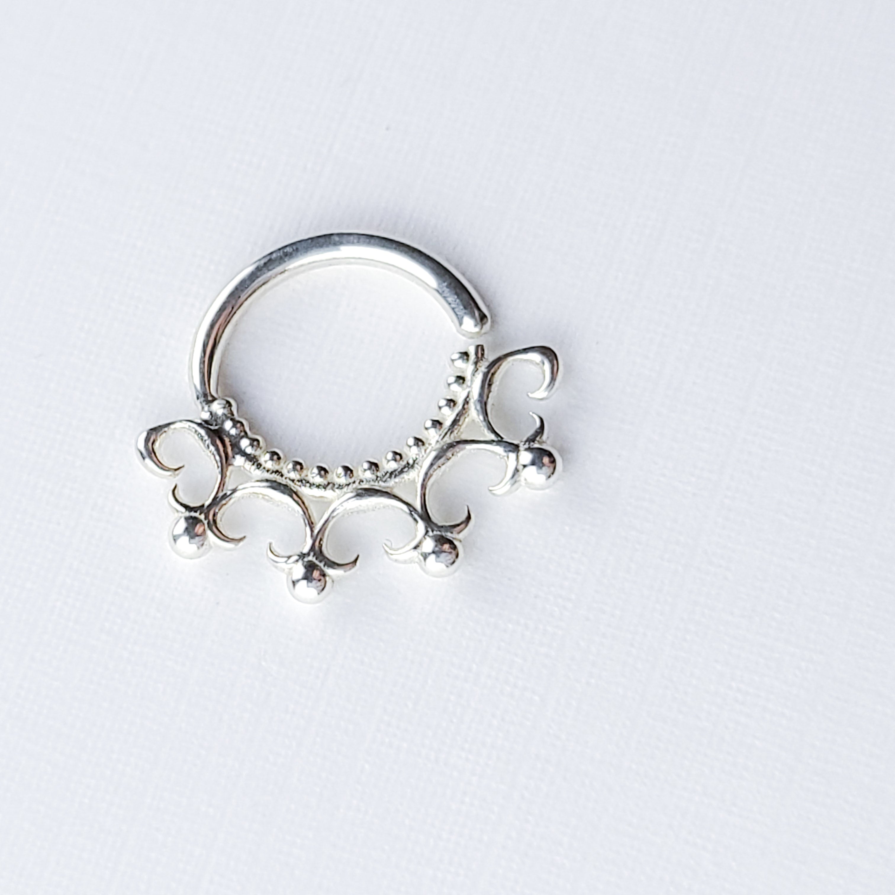 Delicate Gothic Lace Septum
