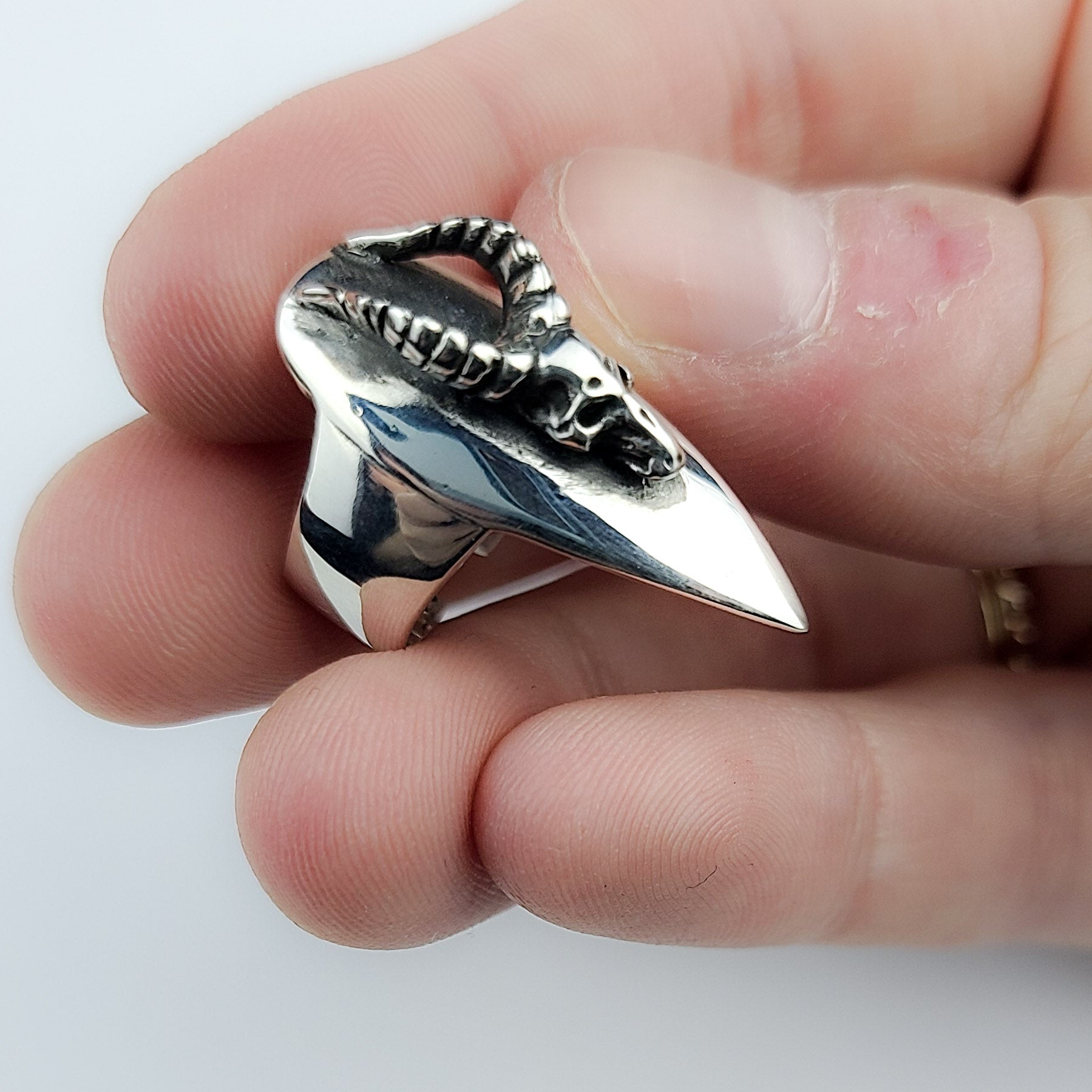 Demon Skull Stiletto Fake Nail Claw Ring
