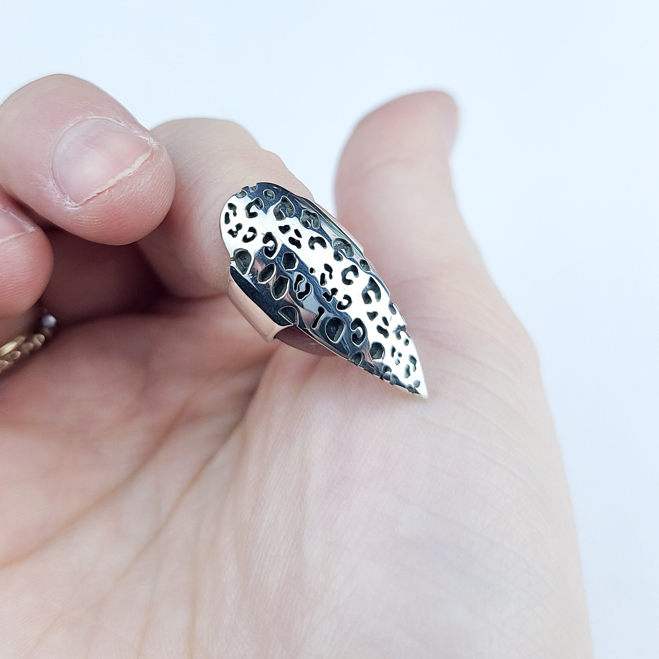 Leopard Print Stilletto Claw Finger Tip Ring - Inchoo Bijoux