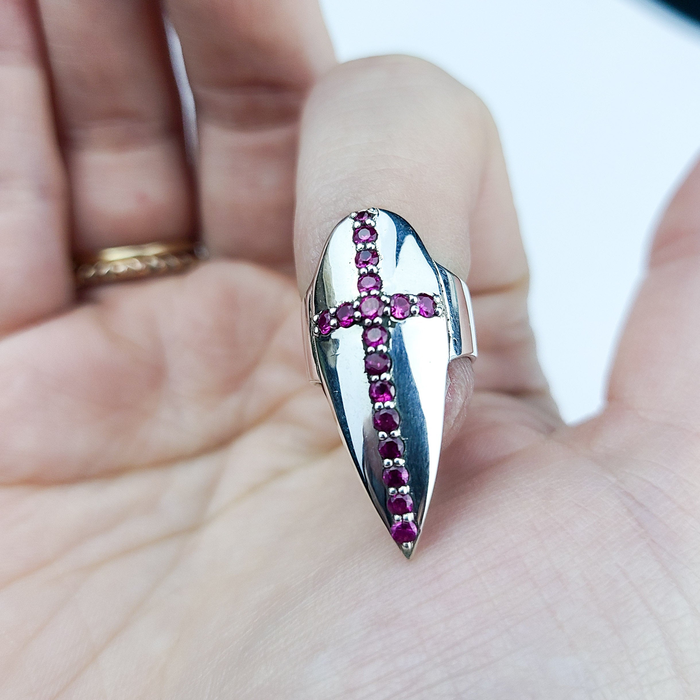 Ruby Red Cross Fake Nail Claw - Inchoo Bijoux