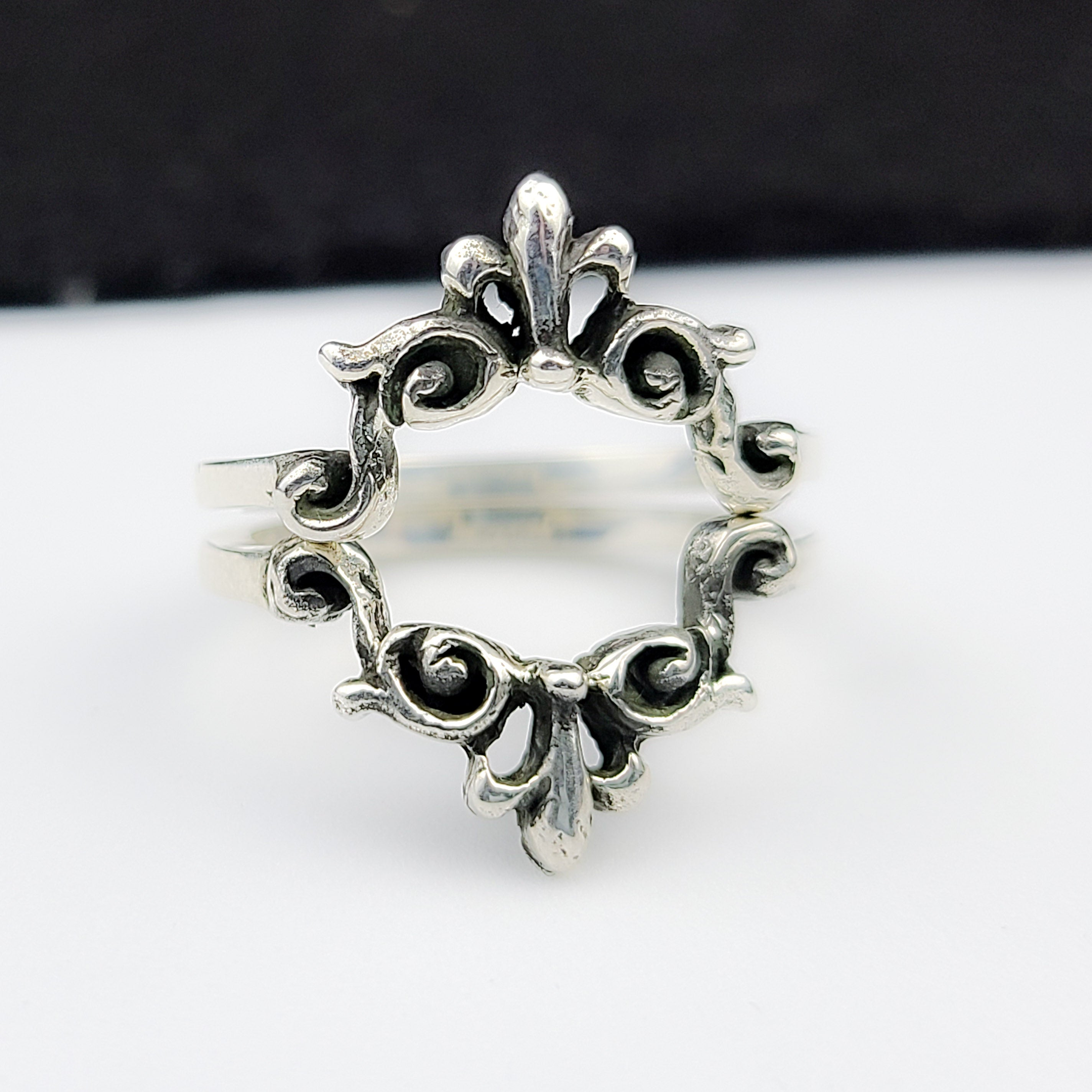 Silver Big Baroque Curves Lace Stacking Ring