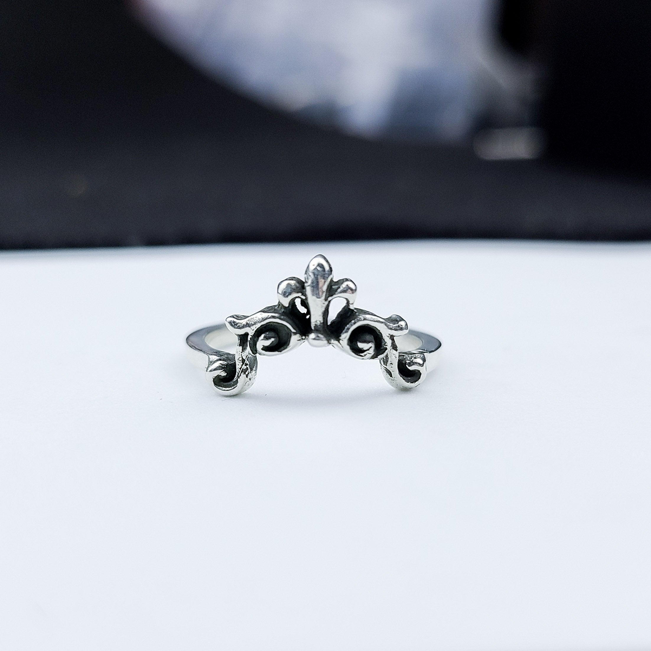 Silver Big Baroque Curves Lace Stacking Ring