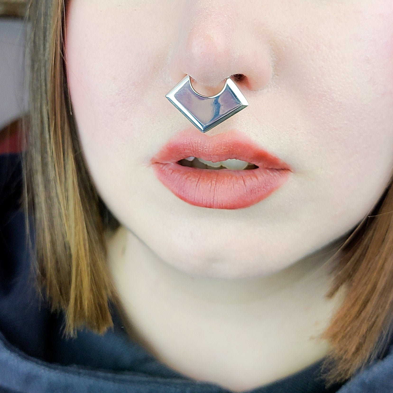 Oversized Blade Shield Septum Piercing