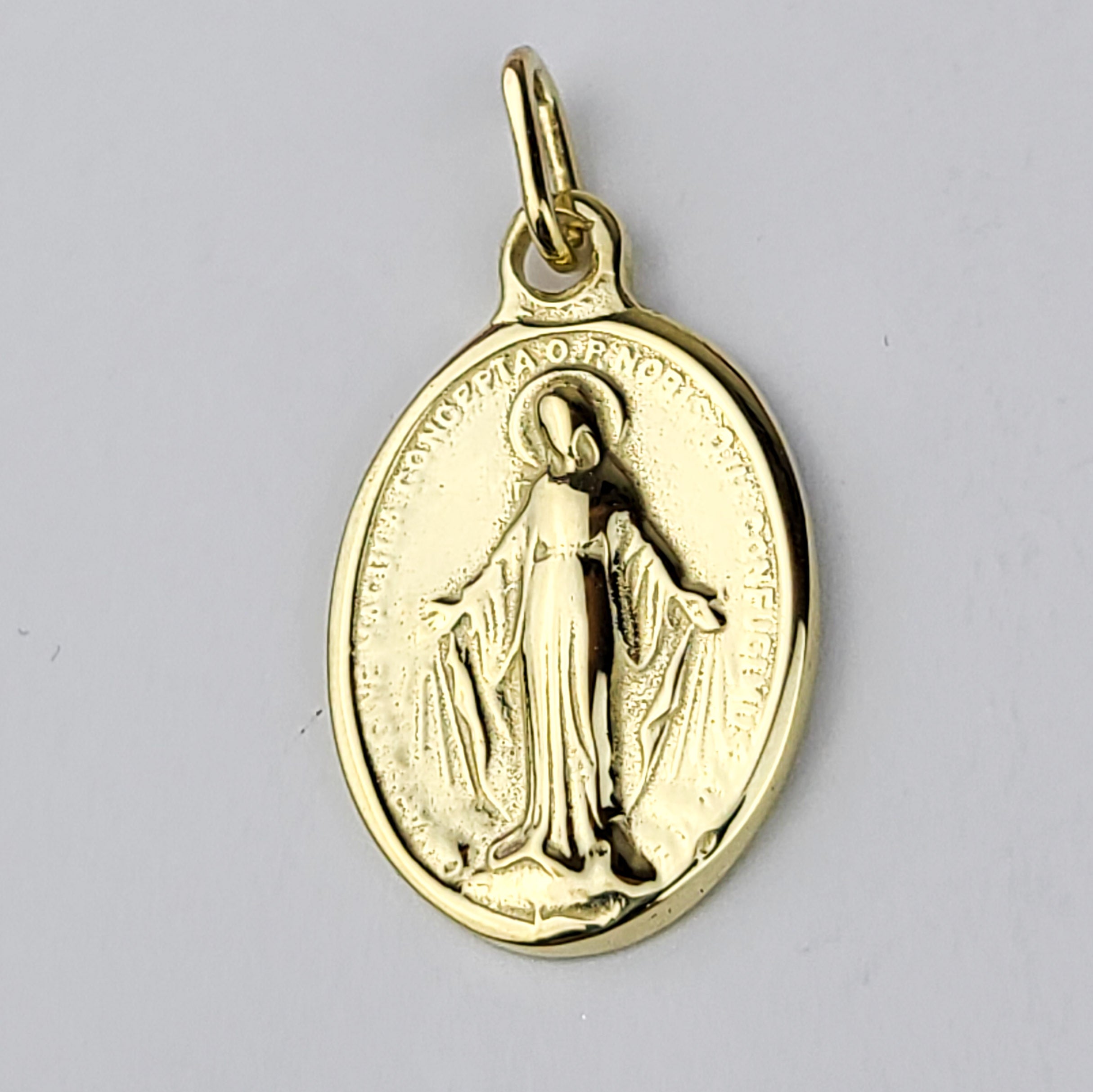 Mary Medaillon Pendant - Gold Options