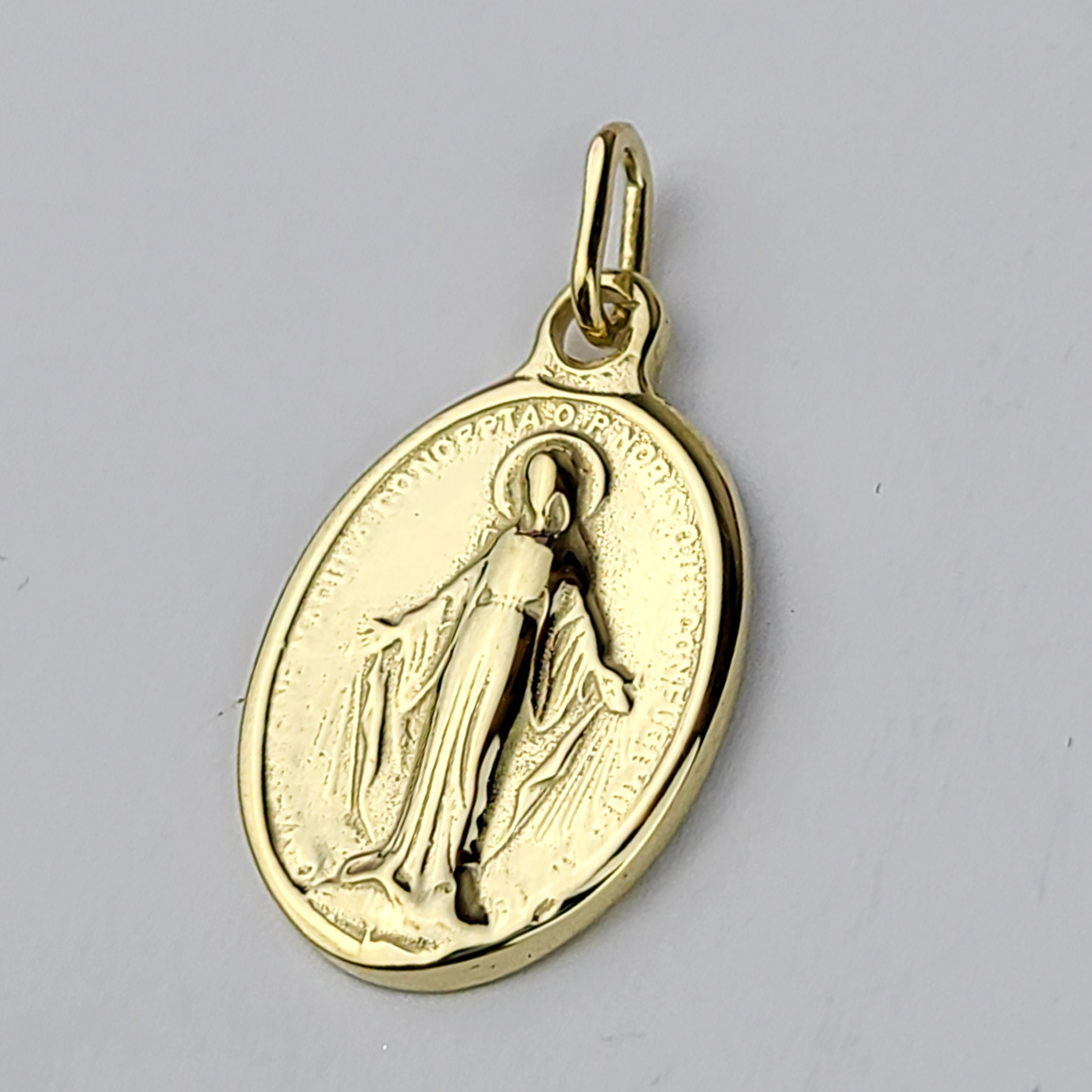Mary Medaillon Pendant - Gold Options