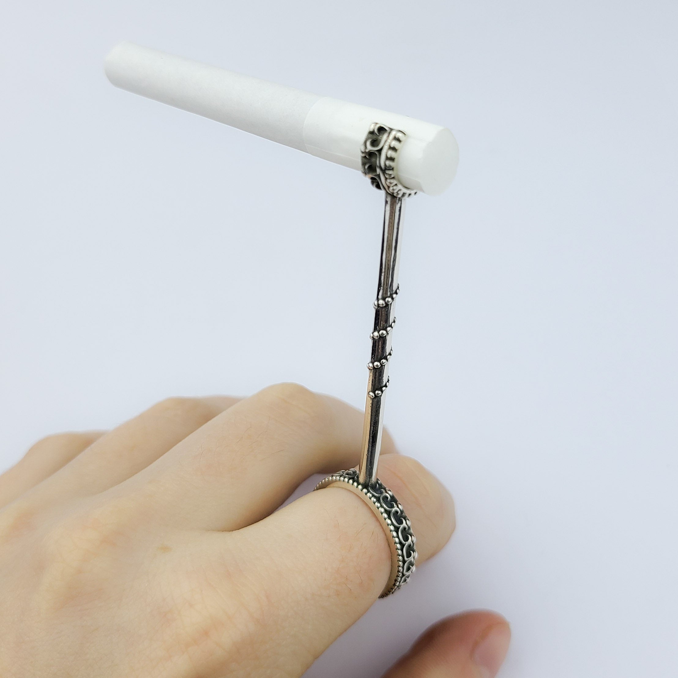 The Queens Crown Blunt Holder