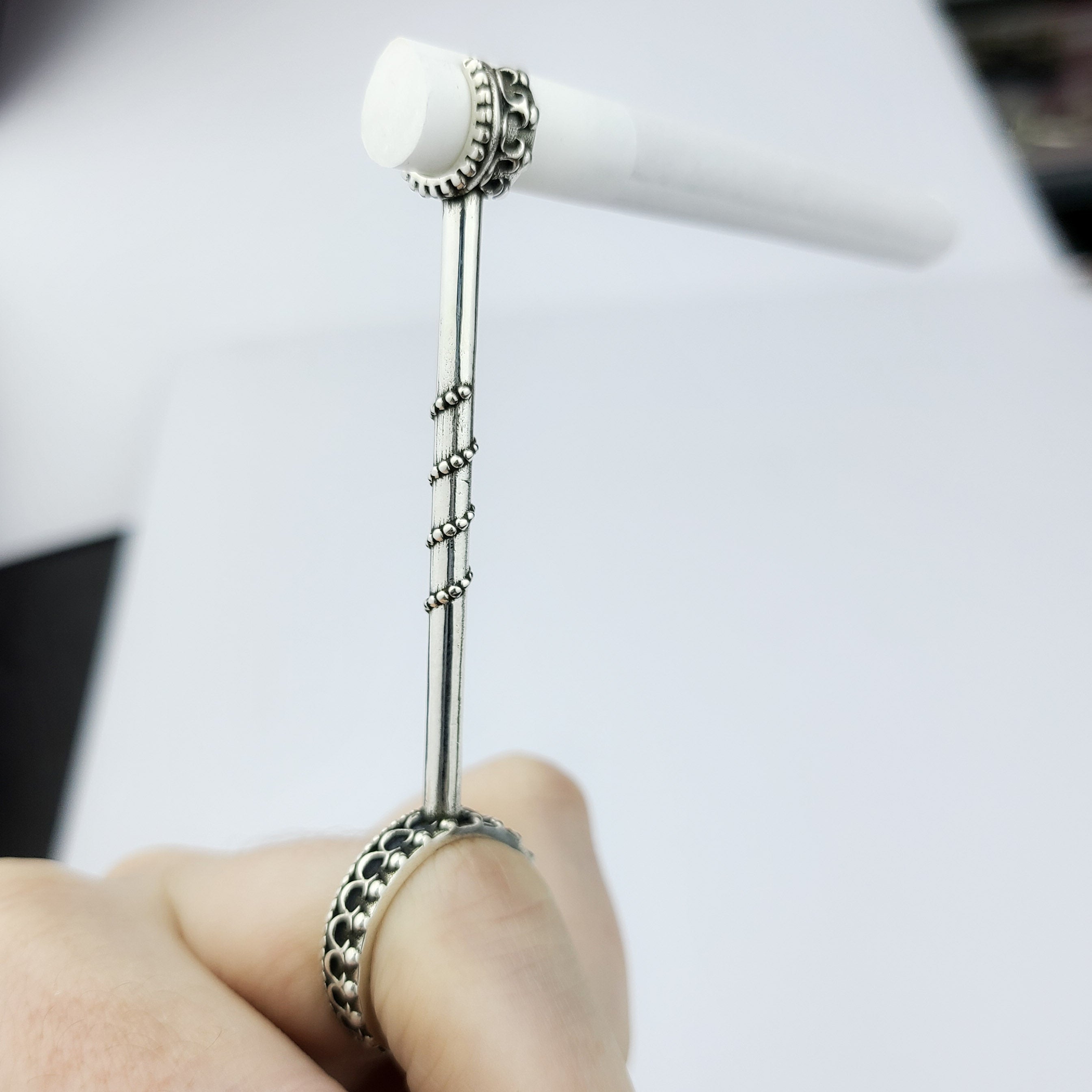 The Queens Crown Blunt Holder